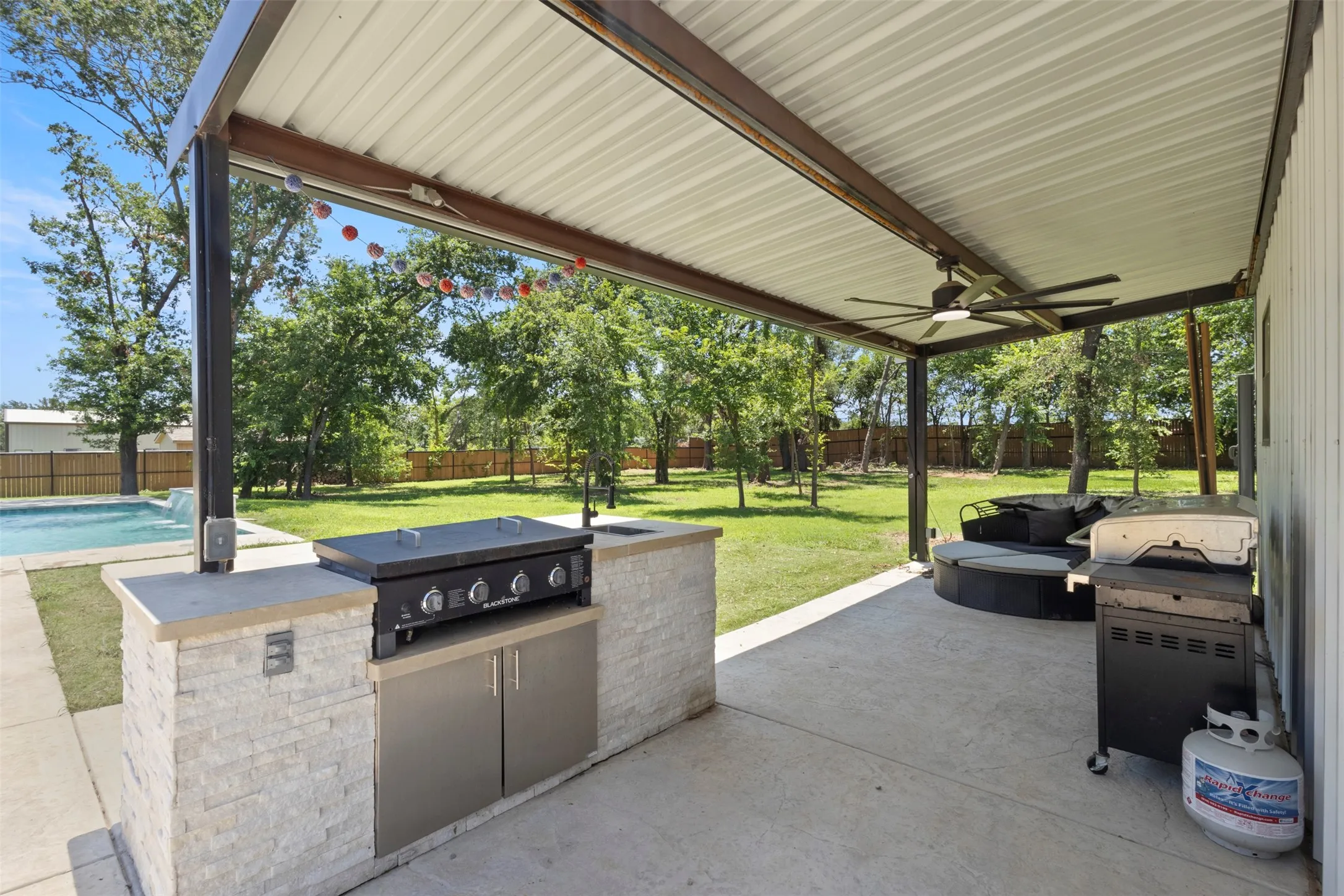 Single Family Residence For Sale in Parker County , 904 Taylor Branch, Springtown, Texas 76082, 3 Bedroom, 3 Bathroom, 3 Garage spaces, 2,296 Sqft, built in 2022, mls#21303078, Real Estate Agent in Springtown, Homes For Sale in Parker county, Homes For Sale in Springtown, Realtor in Springtown Texas, Real Estate Brokerage Independent Realty Texas, Luminita Cordes Realtor