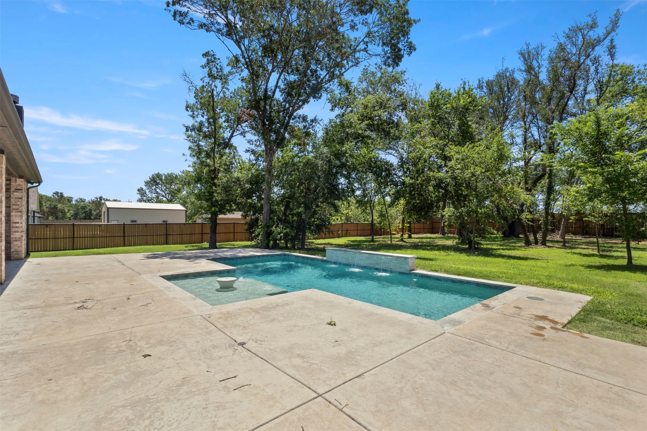 Single Family Residence For Sale in Parker County , 904 Taylor Branch, Springtown, Texas 76082, 3 Bedroom, 3 Bathroom, 3 Garage spaces, 2,296 Sqft, built in 2022, mls#21303078, Real Estate Agent in Springtown, Homes For Sale in Parker county, Homes For Sale in Springtown, Realtor in Springtown Texas, Real Estate Brokerage Independent Realty Texas, Luminita Cordes Realtor
