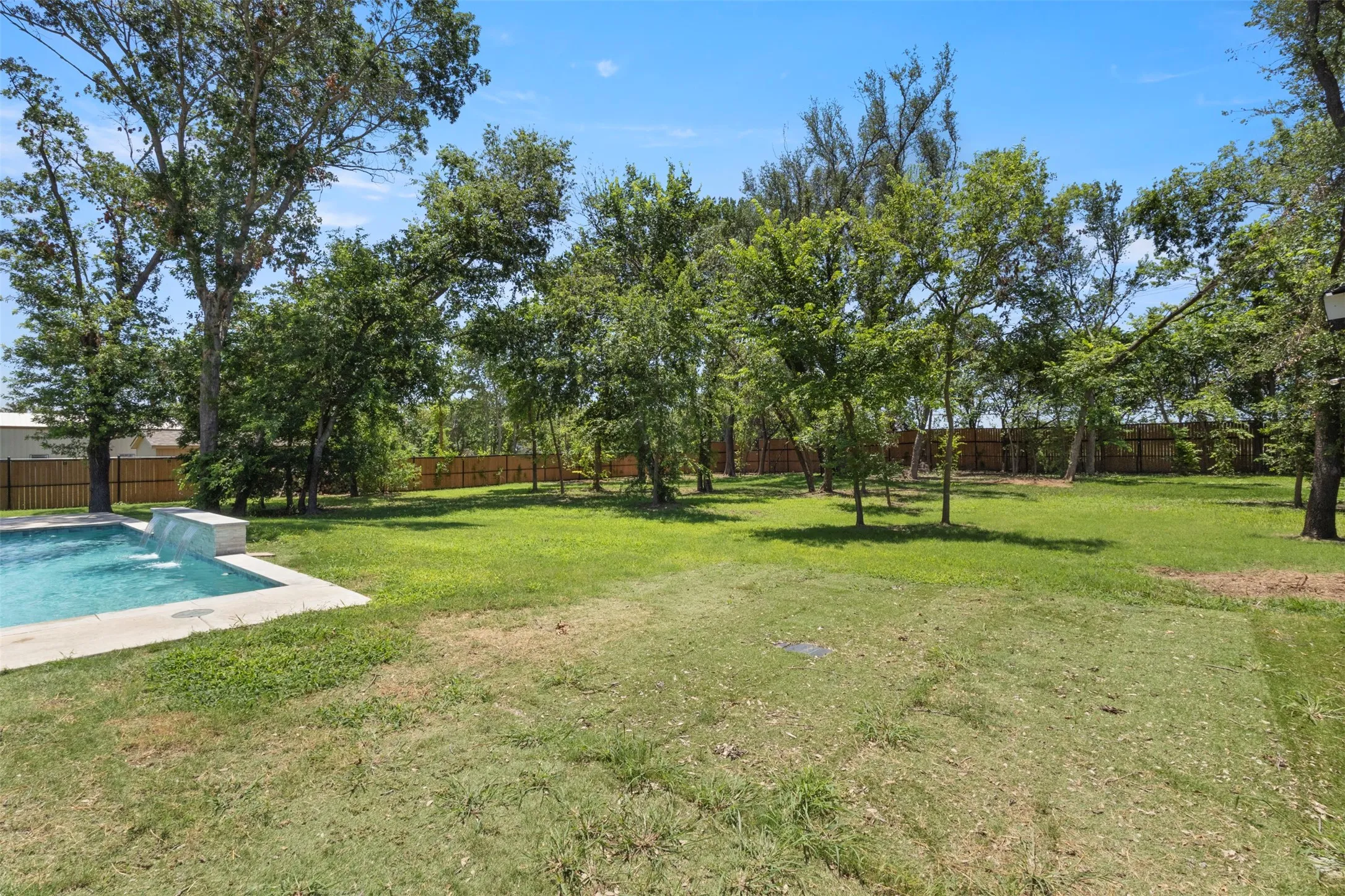Single Family Residence For Sale in Parker County , 904 Taylor Branch, Springtown, Texas 76082, 3 Bedroom, 3 Bathroom, 3 Garage spaces, 2,296 Sqft, built in 2022, mls#21303078, Real Estate Agent in Springtown, Homes For Sale in Parker county, Homes For Sale in Springtown, Realtor in Springtown Texas, Real Estate Brokerage Independent Realty Texas, Luminita Cordes Realtor