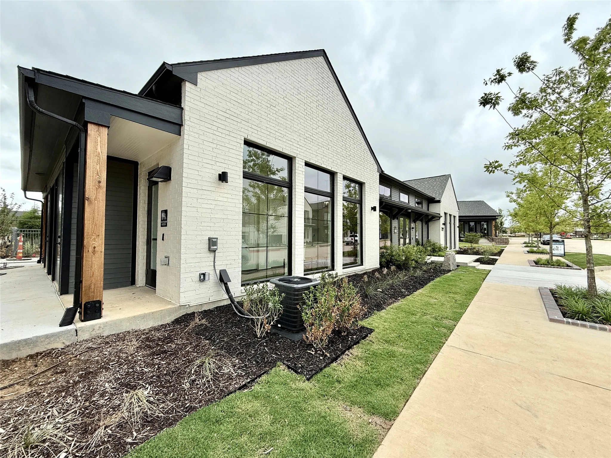 Townhouse For Rent in Tarrant County , 2219 Reserve Way Bldg 17-2219, Mansfield, Texas 76063, 1 Bedroom, 2 Bathroom, 1 Garage spaces, 1,215 Sqft, built in 2026, Price $2,199, mls#21303096, Real Estate Agent in Mansfield, Homes For Rent in Tarrant county, Homes For Rent in Mansfield, Realtor in Mansfield Texas, Real Estate Brokerage Independent Realty Texas, Luminita Cordes Realtor
