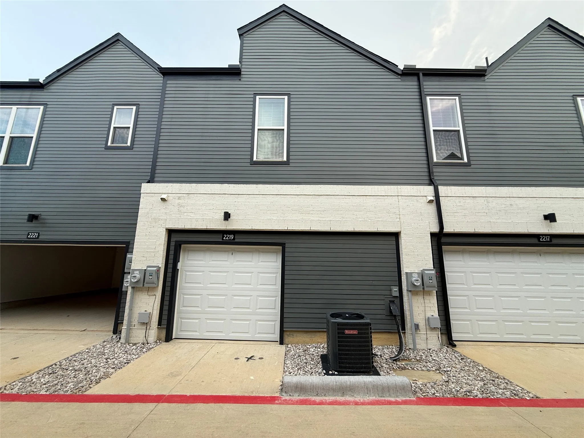 Townhouse For Rent in Tarrant County , 2219 Reserve Way Bldg 17-2219, Mansfield, Texas 76063, 1 Bedroom, 2 Bathroom, 1 Garage spaces, 1,215 Sqft, built in 2026, Price $2,199, mls#21303096, Real Estate Agent in Mansfield, Homes For Rent in Tarrant county, Homes For Rent in Mansfield, Realtor in Mansfield Texas, Real Estate Brokerage Independent Realty Texas, Luminita Cordes Realtor