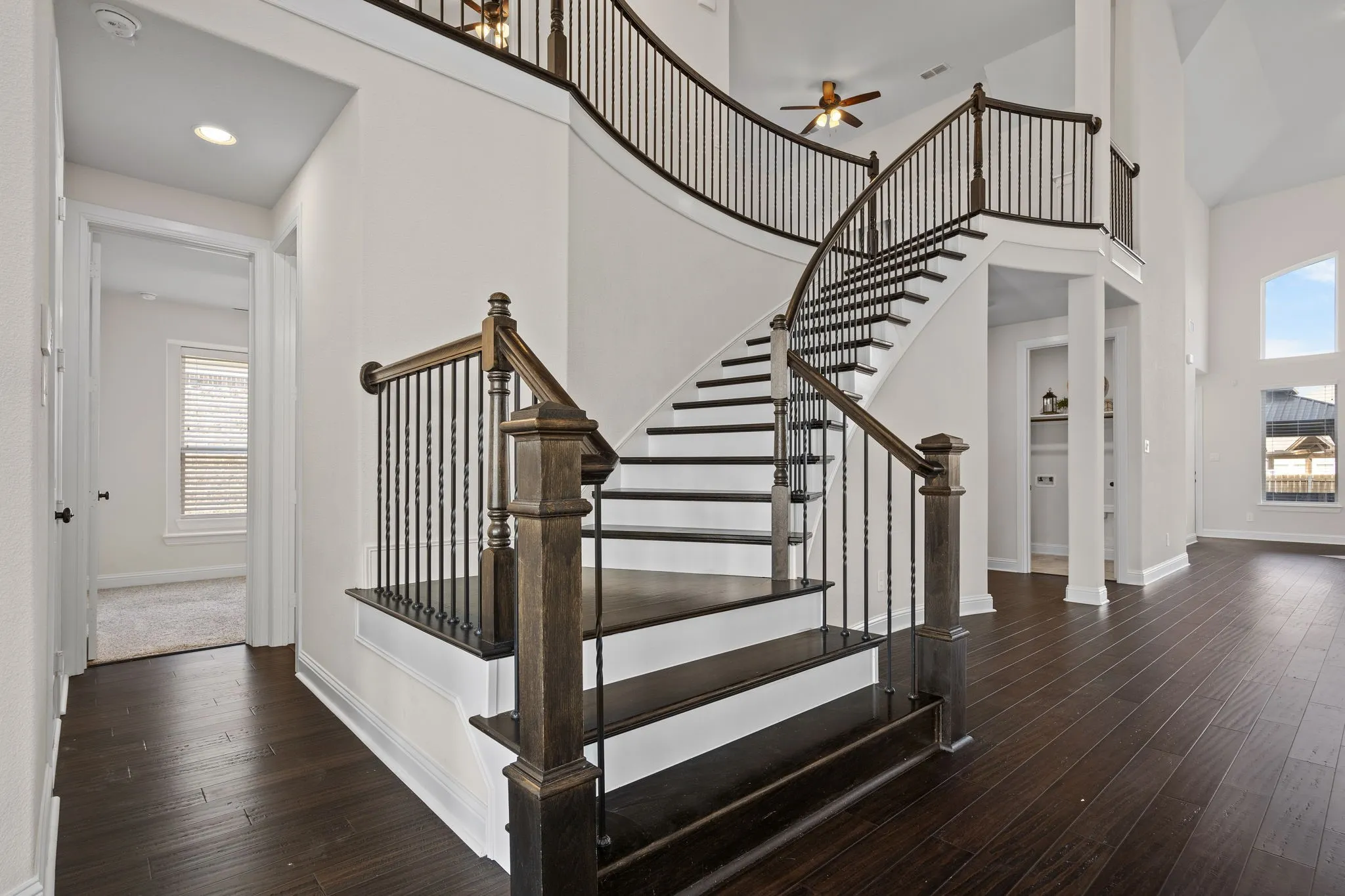Single Family Residence For Sale in Denton County , 15664 Wild Cherry Lane, Fort Worth, Texas 76262, 5 Bedroom, 4 Bathroom, 2 Garage spaces, 3,470 Sqft, built in 2021, mls#21303046, Real Estate Agent in Fort Worth, Homes For Sale in Denton county, Homes For Sale in Fort Worth, Realtor in Fort Worth Texas, Real Estate Brokerage Independent Realty Texas, Luminita Cordes Realtor
