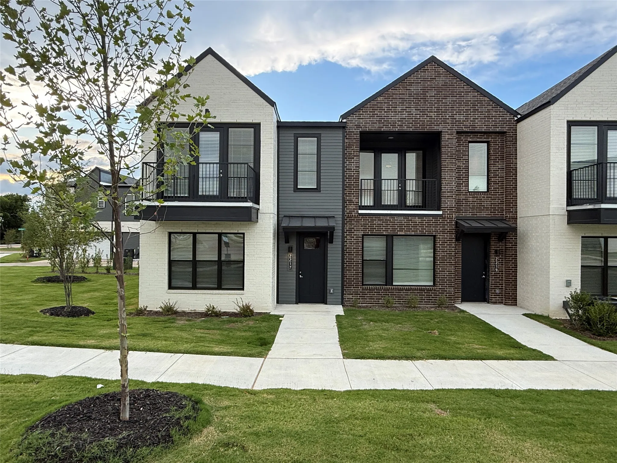 Townhouse For Rent in Tarrant County , 2217 Reserve Way Bldg 17-2217, Mansfield, Texas 76063, 2 Bedroom, 2 Bathroom, 2 Garage spaces, 1,255 Sqft, built in 2026, mls#21303106, Real Estate Agent in Mansfield, Homes For Rent in Tarrant county, Homes For Rent in Mansfield, Realtor in Mansfield Texas, Real Estate Brokerage Independent Realty Texas, Luminita Cordes Realtor