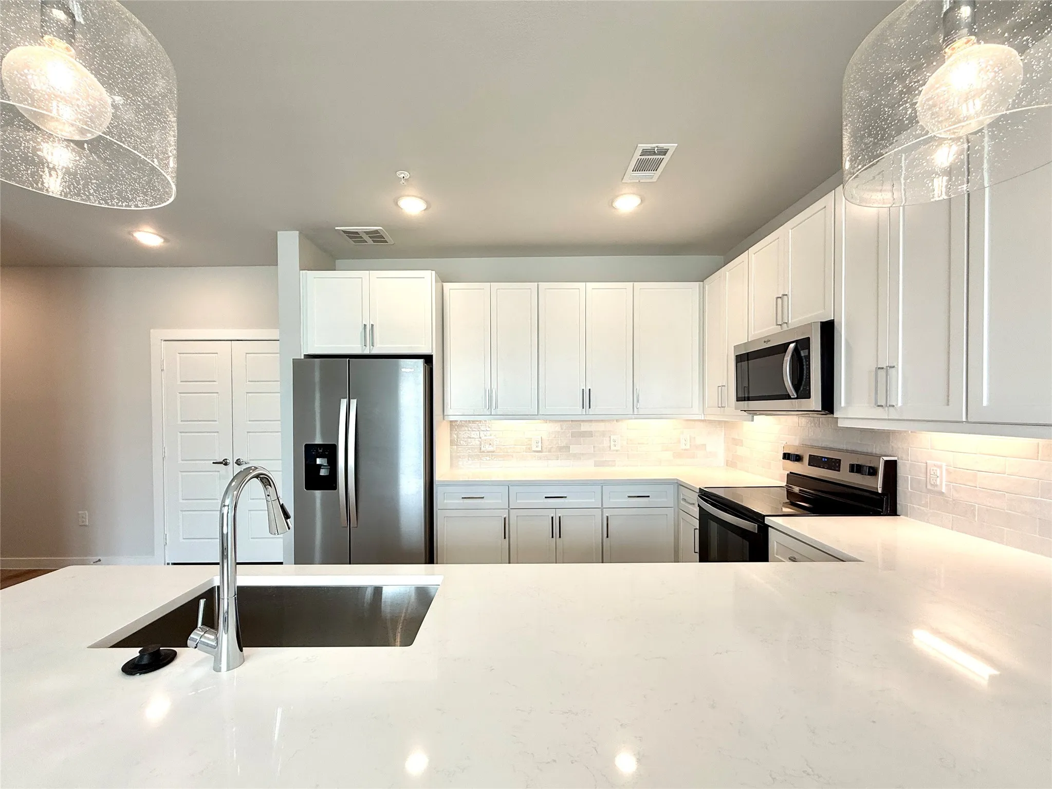 Townhouse For Rent in Tarrant County , 2239 Moonflower Court Bldg 21-2239, Mansfield, Texas 76063, 2 Bedroom, 2 Bathroom, 2 Garage spaces, 1,447 Sqft, built in 2026, Price $2,699, mls#21303109, Real Estate Agent in Mansfield, Homes For Rent in Tarrant county, Homes For Rent in Mansfield, Realtor in Mansfield Texas, Real Estate Brokerage Independent Realty Texas, Luminita Cordes Realtor