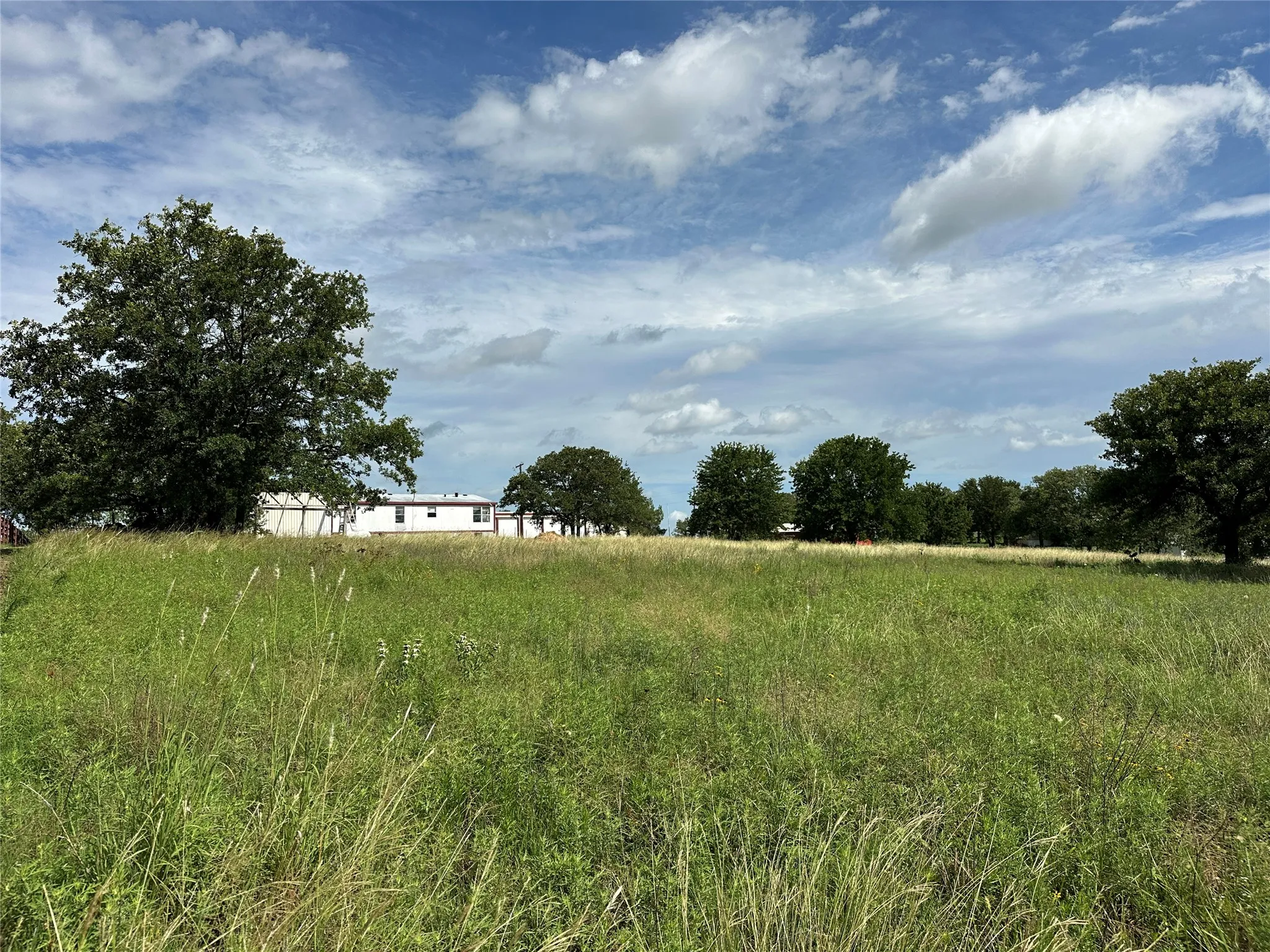 Manufactured Home For Sale in Wise County , 570 Big Salty Lane, Springtown, Texas 76082, 3 Bedroom, 2 Bathroom, Garage spaces, 1,500 Sqft, built in 0, mls#21303101, Real Estate Agent in Springtown, Homes For Sale in Wise county, Homes For Sale in Springtown, Realtor in Springtown Texas, Real Estate Brokerage Independent Realty Texas, Luminita Cordes Realtor