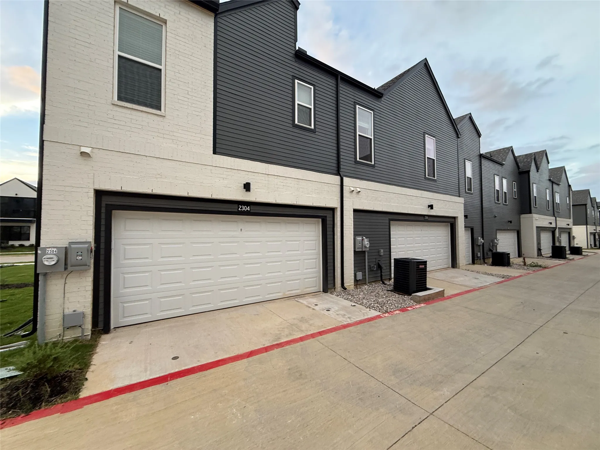 Townhouse For Rent in Tarrant County , 2306 Moonflower Road Bldg 22-2306, Mansfield, Texas 76063, 3 Bedroom, 3 Bathroom, 2 Garage spaces, 1,775 Sqft, built in 2026, mls#21303115, Real Estate Agent in Mansfield, Homes For Rent in Tarrant county, Homes For Rent in Mansfield, Realtor in Mansfield Texas, Real Estate Brokerage Independent Realty Texas, Luminita Cordes Realtor