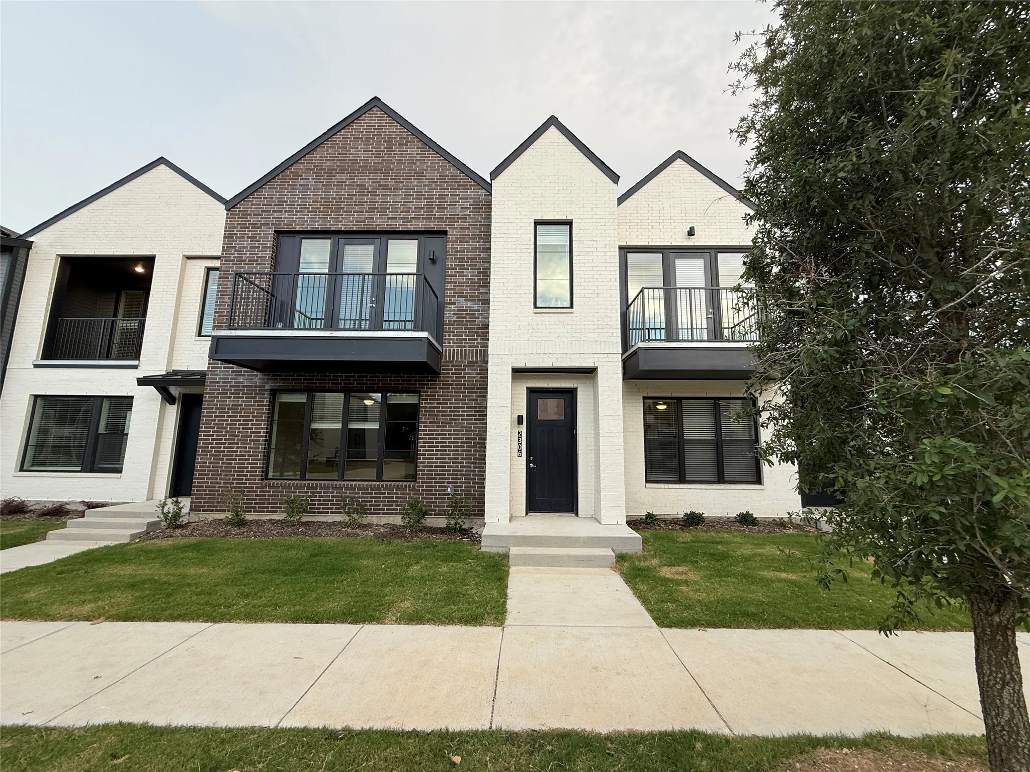 Townhouse For Rent in Tarrant County , 2306 Moonflower Road Bldg 22-2306, Mansfield, Texas 76063, 3 Bedroom, 3 Bathroom, 2 Garage spaces, 1,775 Sqft, built in 2026, mls#21303115, Real Estate Agent in Mansfield, Homes For Rent in Tarrant county, Homes For Rent in Mansfield, Realtor in Mansfield Texas, Real Estate Brokerage Independent Realty Texas, Luminita Cordes Realtor