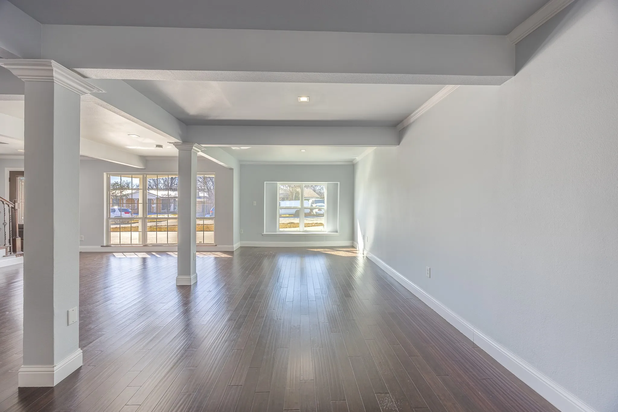 Single Family Residence For Sale in Dallas County , 109 W Marguerita Drive, Garland, Texas 75040, 4 Bedroom, 4 Bathroom, Garage spaces, 2,684 Sqft, built in 1955, Price $375,000, mls#21303120, Real Estate Agent in Garland, Homes For Sale in Dallas county, Homes For Sale in Garland, Realtor in Garland Texas, Real Estate Brokerage Independent Realty Texas, Luminita Cordes Realtor