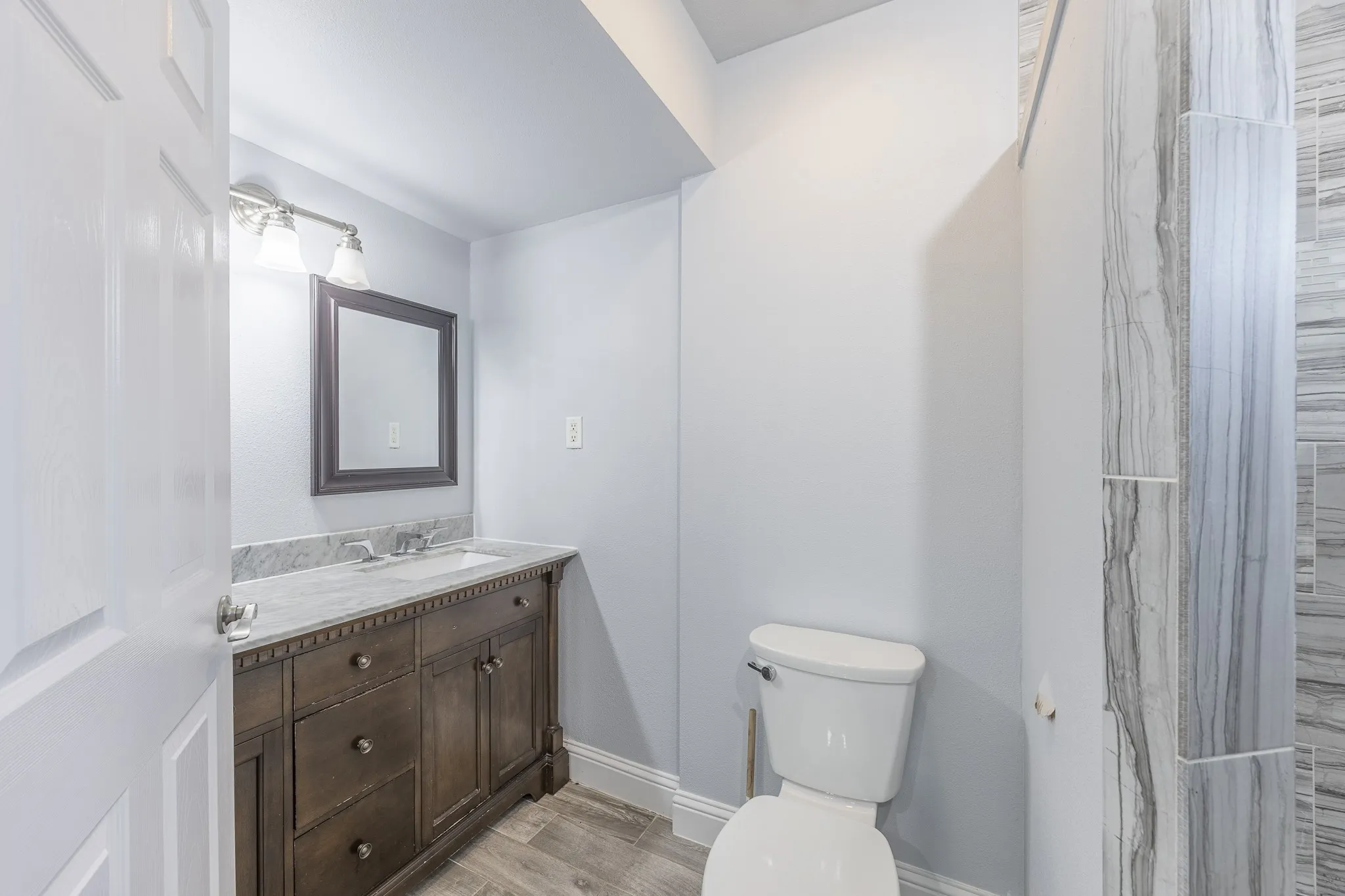 Single Family Residence For Sale in Dallas County , 109 W Marguerita Drive, Garland, Texas 75040, 4 Bedroom, 4 Bathroom, Garage spaces, 2,684 Sqft, built in 1955, Price $375,000, mls#21303120, Real Estate Agent in Garland, Homes For Sale in Dallas county, Homes For Sale in Garland, Realtor in Garland Texas, Real Estate Brokerage Independent Realty Texas, Luminita Cordes Realtor