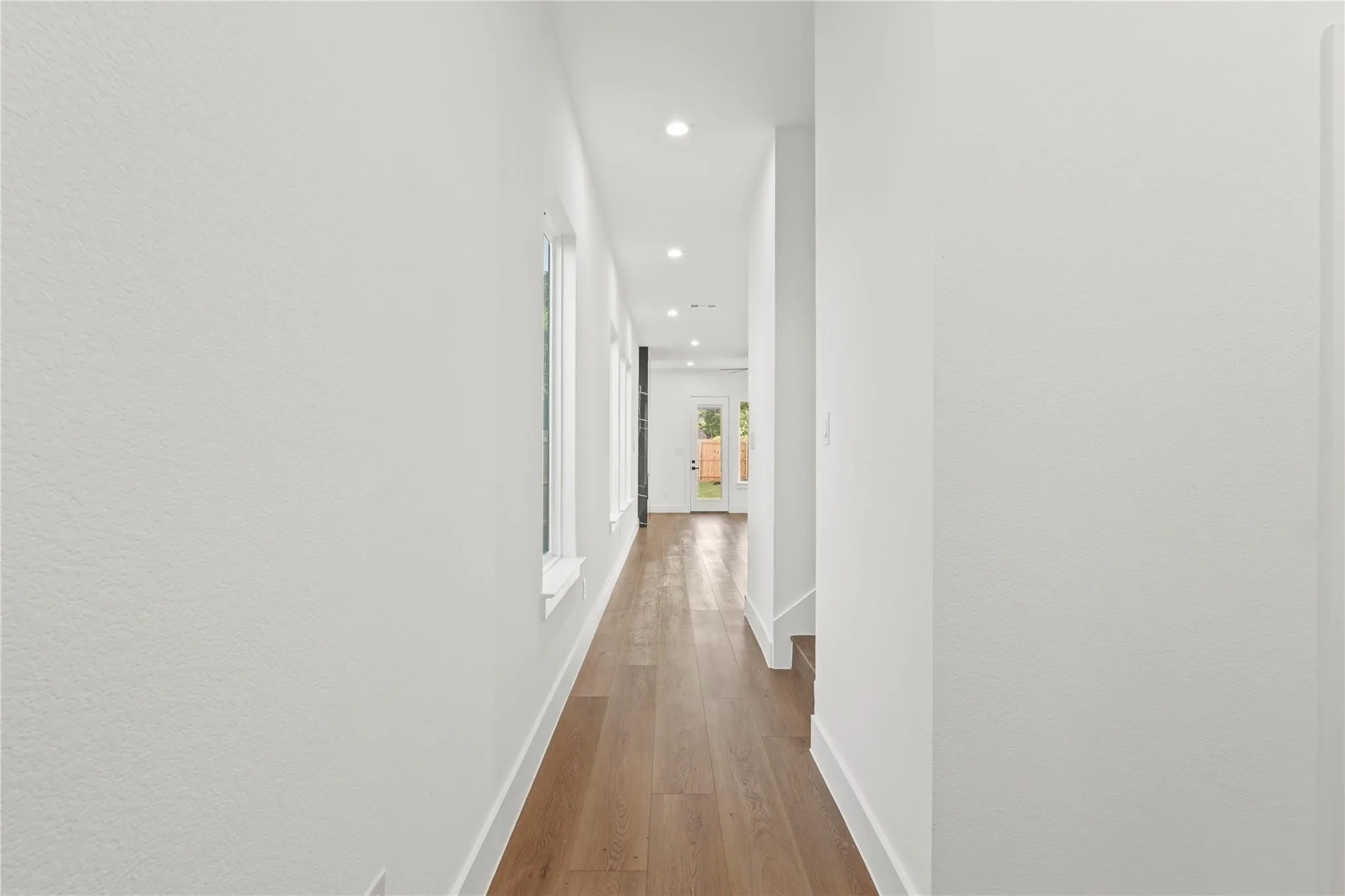 Duplex For Rent in Dallas County , 3523 S Harwood Street, Dallas, Texas 75215, 3 Bedroom, 3 Bathroom, 1 Garage spaces, 1,750 Sqft, built in 2025, mls#21303134, Real Estate Agent in Dallas, Homes For Rent in Dallas county, Homes For Rent in Dallas, Realtor in Dallas Texas, Real Estate Brokerage Independent Realty Texas, Luminita Cordes Realtor
