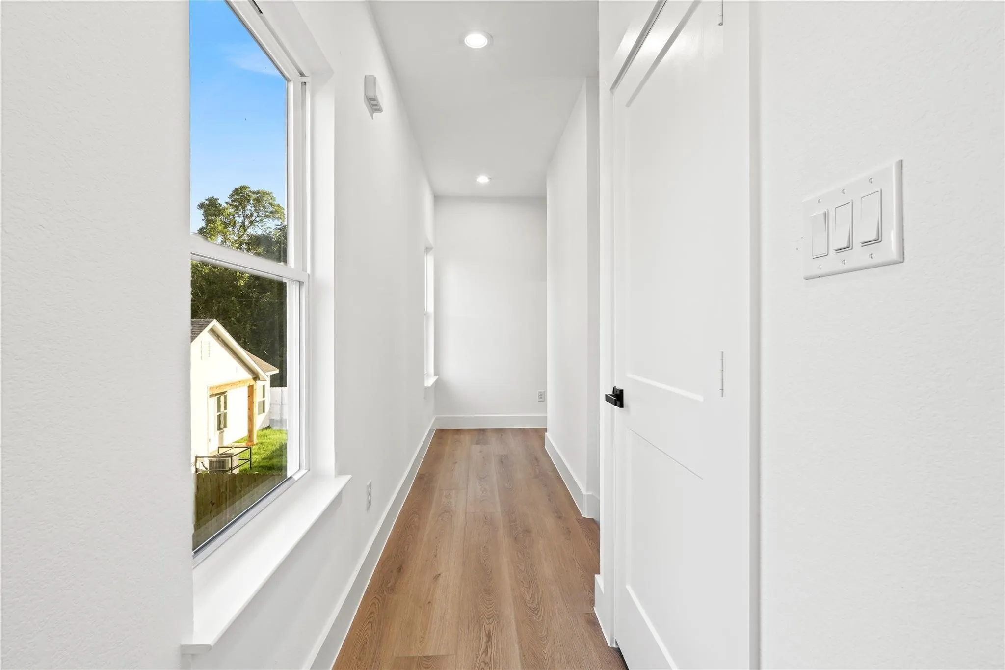 Duplex For Rent in Dallas County , 3523 S Harwood Street, Dallas, Texas 75215, 3 Bedroom, 3 Bathroom, 1 Garage spaces, 1,750 Sqft, built in 2025, mls#21303134, Real Estate Agent in Dallas, Homes For Rent in Dallas county, Homes For Rent in Dallas, Realtor in Dallas Texas, Real Estate Brokerage Independent Realty Texas, Luminita Cordes Realtor