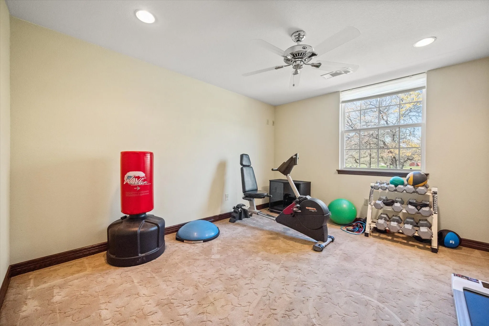 Single Family Residence For Sale in Denton County , 1720 Mistletoe Drive, Flower Mound, Texas 75022, 6 Bedroom, 6 Bathroom, 4 Garage spaces, 5,245 Sqft, built in 2005, Price $1,500,000, mls#21302596, Real Estate Agent in Flower Mound, Homes For Sale in Denton county, Homes For Sale in Flower Mound, Realtor in Flower Mound Texas, Real Estate Brokerage Independent Realty Texas, Luminita Cordes Realtor