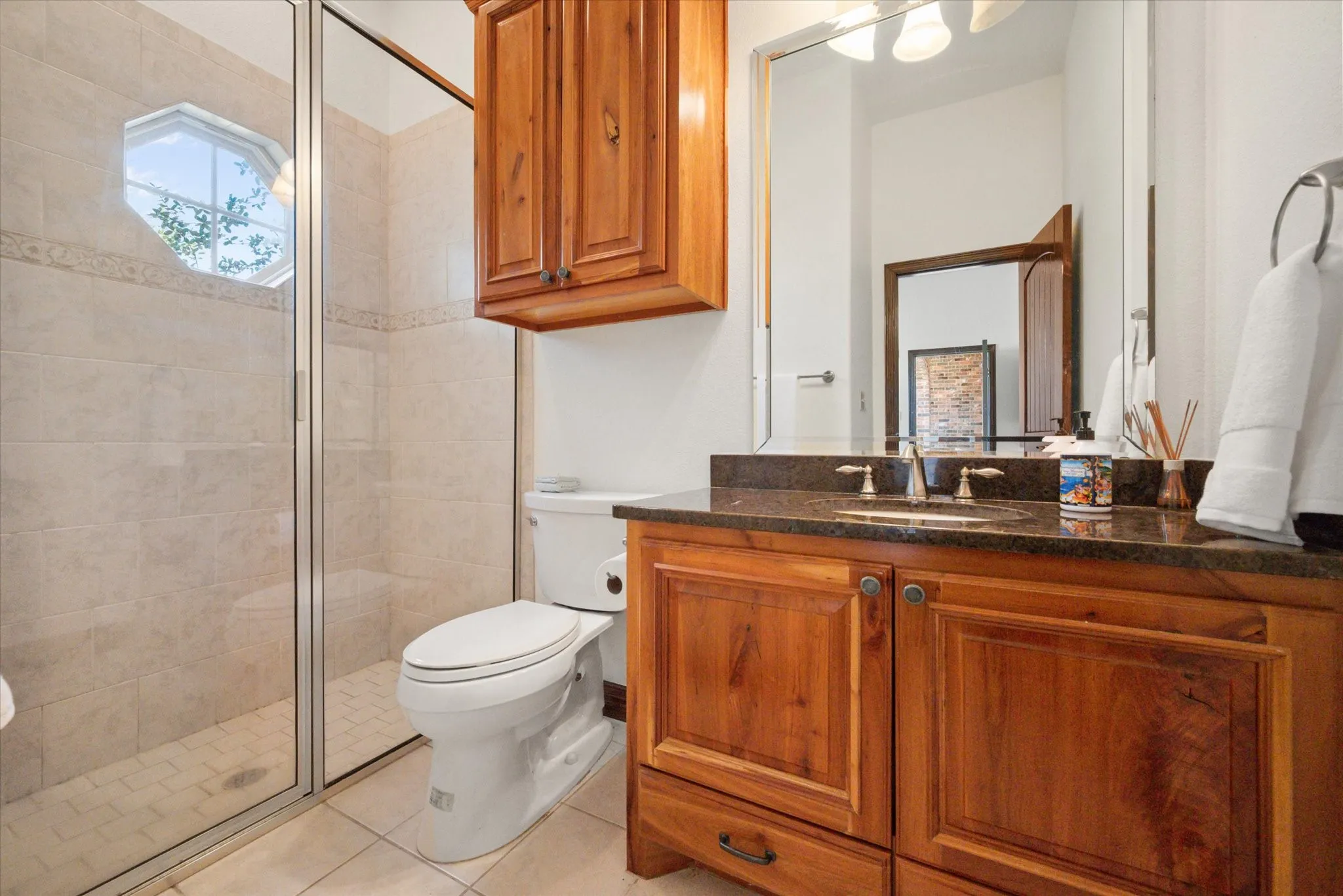 Single Family Residence For Sale in Denton County , 1720 Mistletoe Drive, Flower Mound, Texas 75022, 6 Bedroom, 6 Bathroom, 4 Garage spaces, 5,245 Sqft, built in 2005, Price $1,500,000, mls#21302596, Real Estate Agent in Flower Mound, Homes For Sale in Denton county, Homes For Sale in Flower Mound, Realtor in Flower Mound Texas, Real Estate Brokerage Independent Realty Texas, Luminita Cordes Realtor