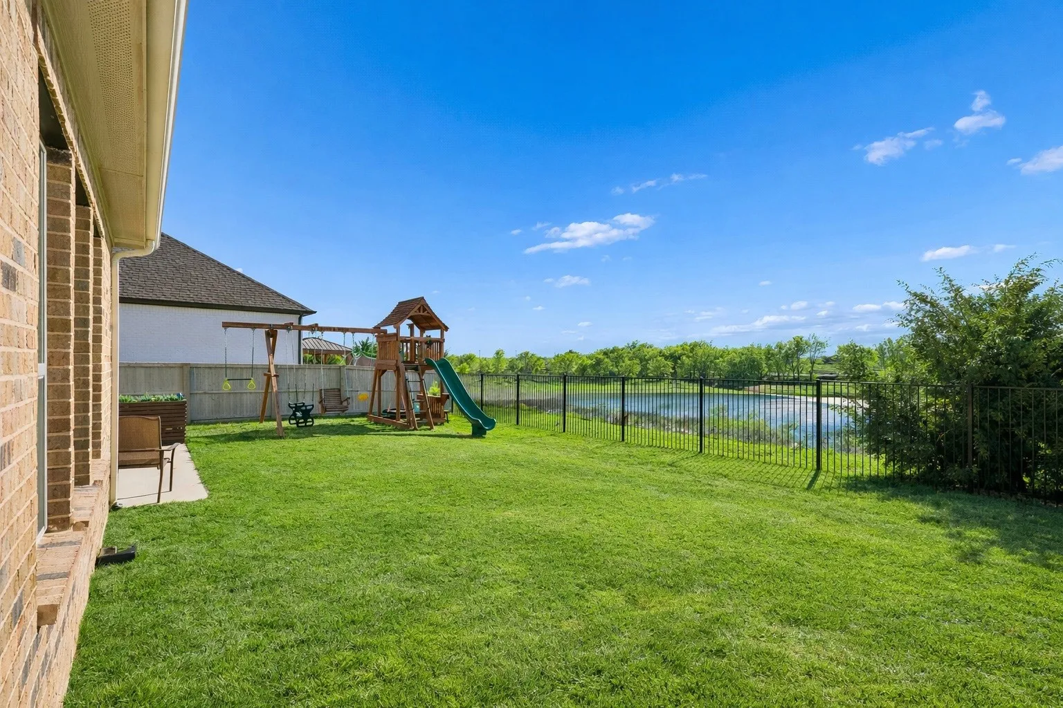 Single Family Residence For Sale in Denton County , 3005 Walker Way, Northlake, Texas 76247, 4 Bedroom, 4 Bathroom, 3 Garage spaces, 3,424 Sqft, built in 2023, mls#21302949, Real Estate Agent in Northlake, Homes For Sale in Denton county, Homes For Sale in Northlake, Realtor in Northlake Texas, Real Estate Brokerage Independent Realty Texas, Luminita Cordes Realtor