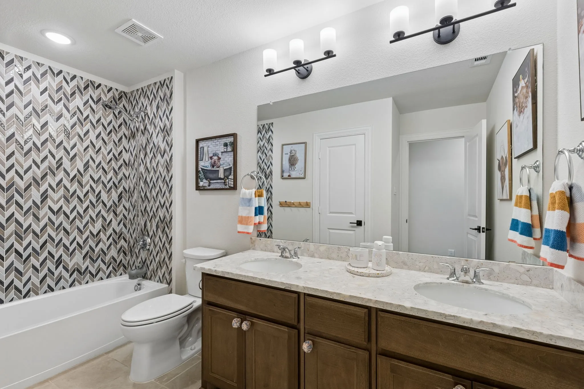 Single Family Residence For Sale in Denton County , 3005 Walker Way, Northlake, Texas 76247, 4 Bedroom, 4 Bathroom, 3 Garage spaces, 3,424 Sqft, built in 2023, mls#21302949, Real Estate Agent in Northlake, Homes For Sale in Denton county, Homes For Sale in Northlake, Realtor in Northlake Texas, Real Estate Brokerage Independent Realty Texas, Luminita Cordes Realtor