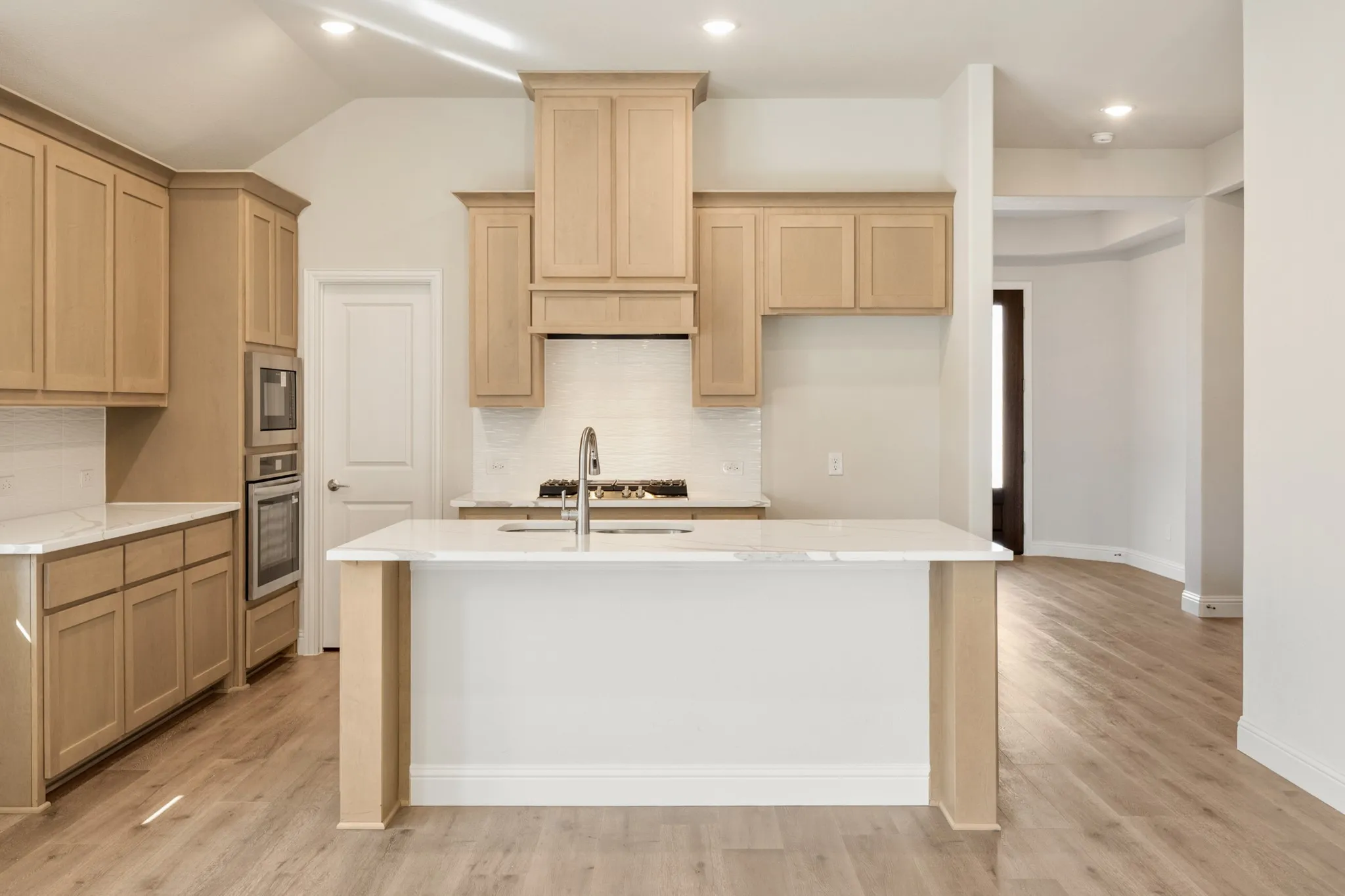 Single Family Residence For Sale in Johnson County , 210 Comanche Trail, Alvarado, Texas 76009, 4 Bedroom, 3 Bathroom, 2 Garage spaces, 2,752 Sqft, built in 2025, mls#21303172, Real Estate Agent in Alvarado, Homes For Sale in Johnson county, Homes For Sale in Alvarado, Realtor in Alvarado Texas, Real Estate Brokerage Independent Realty Texas, Luminita Cordes Realtor