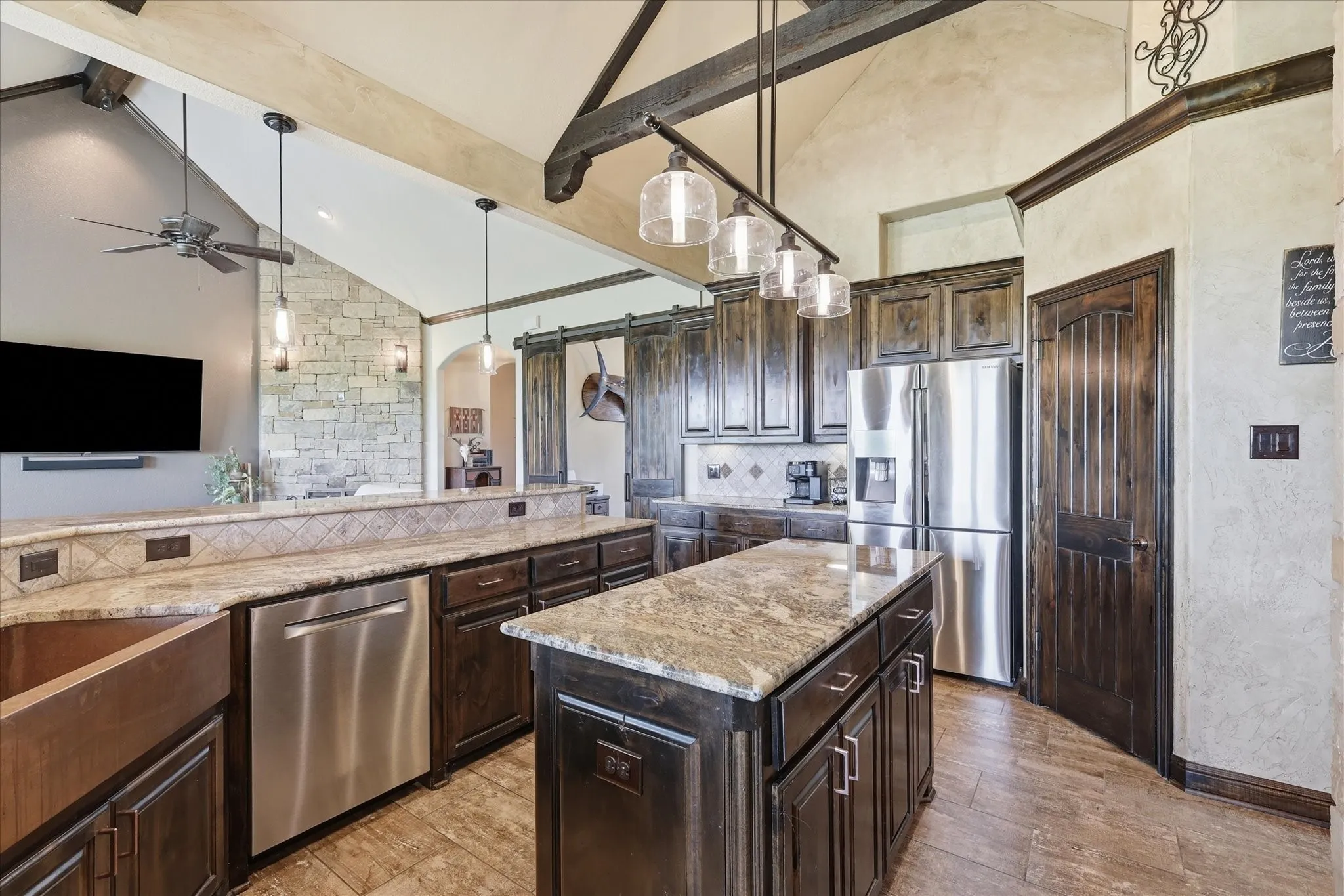 Single Family Residence For Sale in Wise County , 160 Vista Ridge Drive N, Decatur, Texas 76234, 4 Bedroom, 3 Bathroom, 3 Garage spaces, 2,819 Sqft, built in 2016, mls#21280717, Real Estate Agent in Decatur, Homes For Sale in Wise county, Homes For Sale in Decatur, Realtor in Decatur Texas, Real Estate Brokerage Independent Realty Texas, Luminita Cordes Realtor