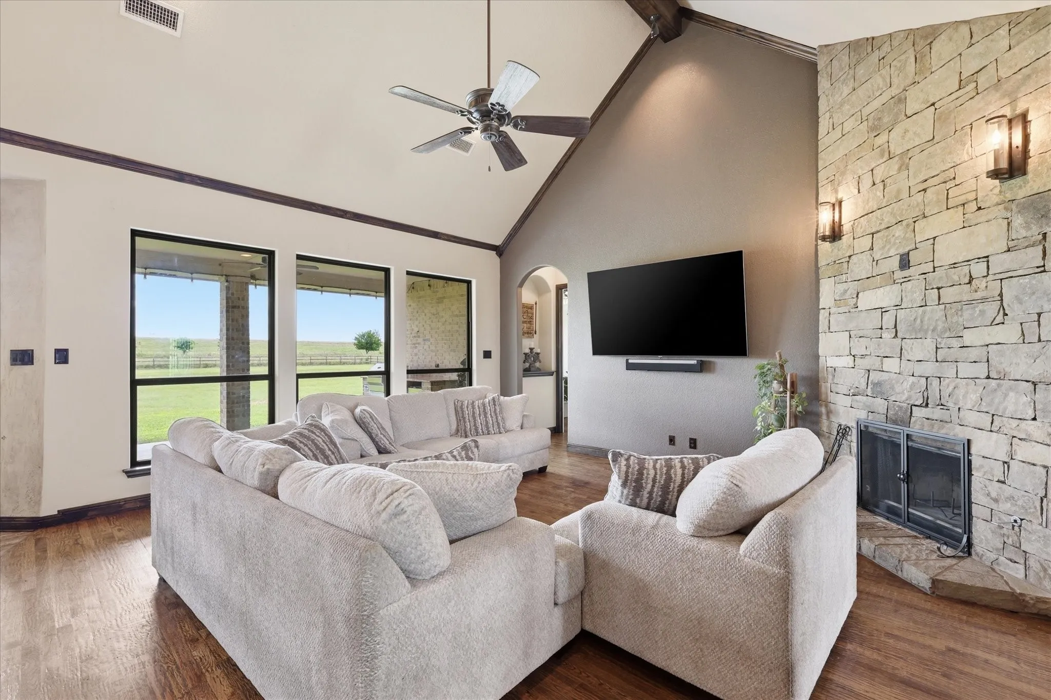 Single Family Residence For Sale in Wise County , 160 Vista Ridge Drive N, Decatur, Texas 76234, 4 Bedroom, 3 Bathroom, 3 Garage spaces, 2,819 Sqft, built in 2016, mls#21280717, Real Estate Agent in Decatur, Homes For Sale in Wise county, Homes For Sale in Decatur, Realtor in Decatur Texas, Real Estate Brokerage Independent Realty Texas, Luminita Cordes Realtor