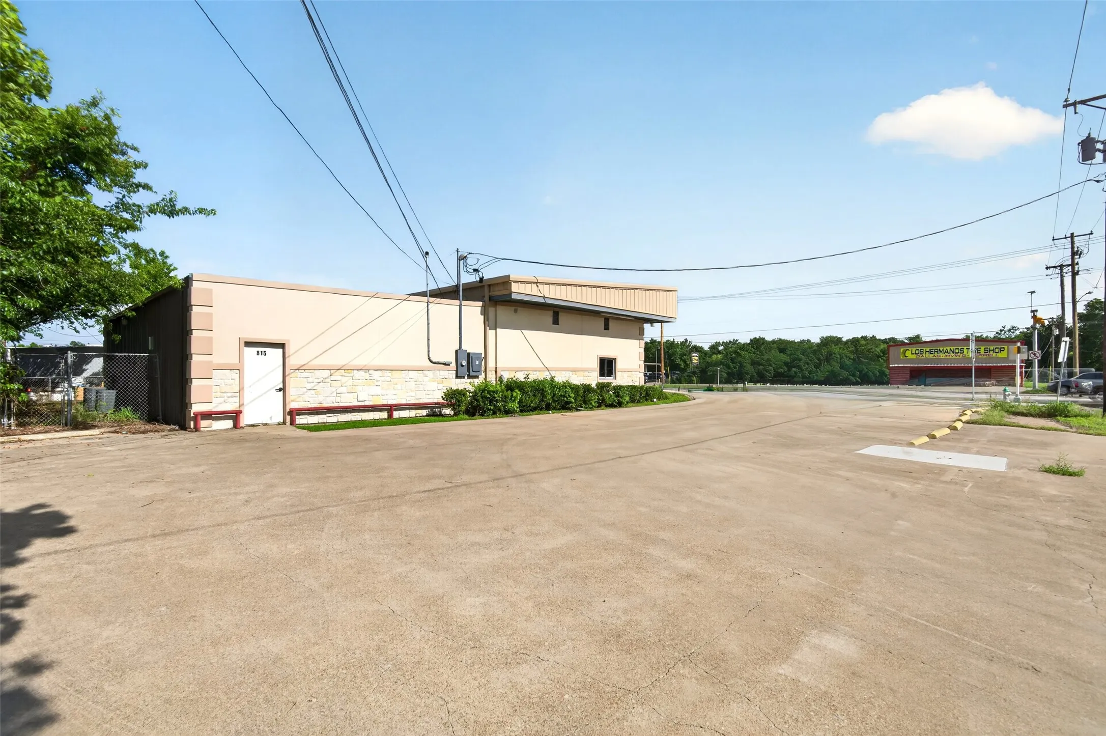 Retail For Sale in Kaufman County , 815 E Moore Avenue, Terrell, Texas 75160, 0, 0, Garage spaces, 0 Sqft, built in 1965, Price $650,000, mls#21298454, Real Estate Agent in Terrell, Homes For Sale in Kaufman county, Homes For Sale in Terrell, Realtor in Terrell Texas, Real Estate Brokerage Independent Realty Texas, Luminita Cordes Realtor