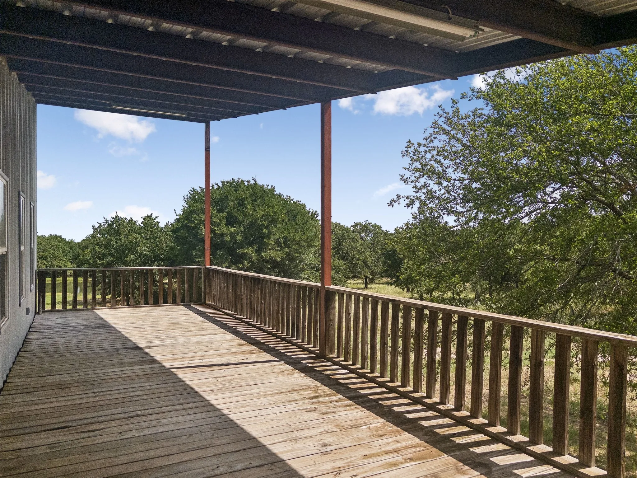 Farm For Sale in Hood County , 10405 Lipan Highway, Lipan, Texas 76462, 3 Bedroom, 2 Bathroom, Garage spaces, 1,200 Sqft, built in 2010, mls#21303074, Real Estate Agent in Lipan, Homes For Sale in Hood county, Homes For Sale in Lipan, Realtor in Lipan Texas, Real Estate Brokerage Independent Realty Texas, Luminita Cordes Realtor