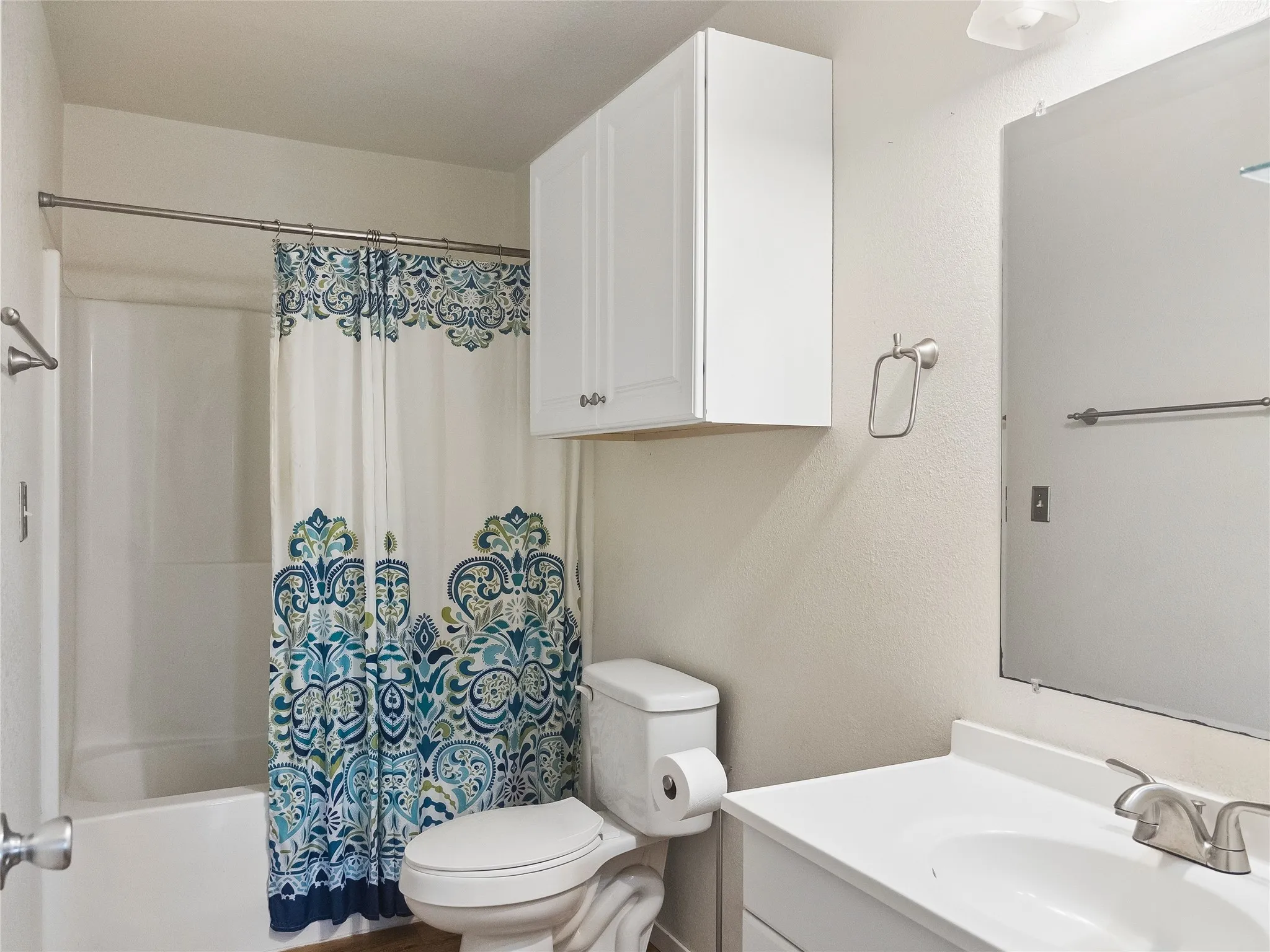 Farm For Sale in Hood County , 10405 Lipan Highway, Lipan, Texas 76462, 3 Bedroom, 2 Bathroom, Garage spaces, 1,200 Sqft, built in 2010, mls#21303074, Real Estate Agent in Lipan, Homes For Sale in Hood county, Homes For Sale in Lipan, Realtor in Lipan Texas, Real Estate Brokerage Independent Realty Texas, Luminita Cordes Realtor