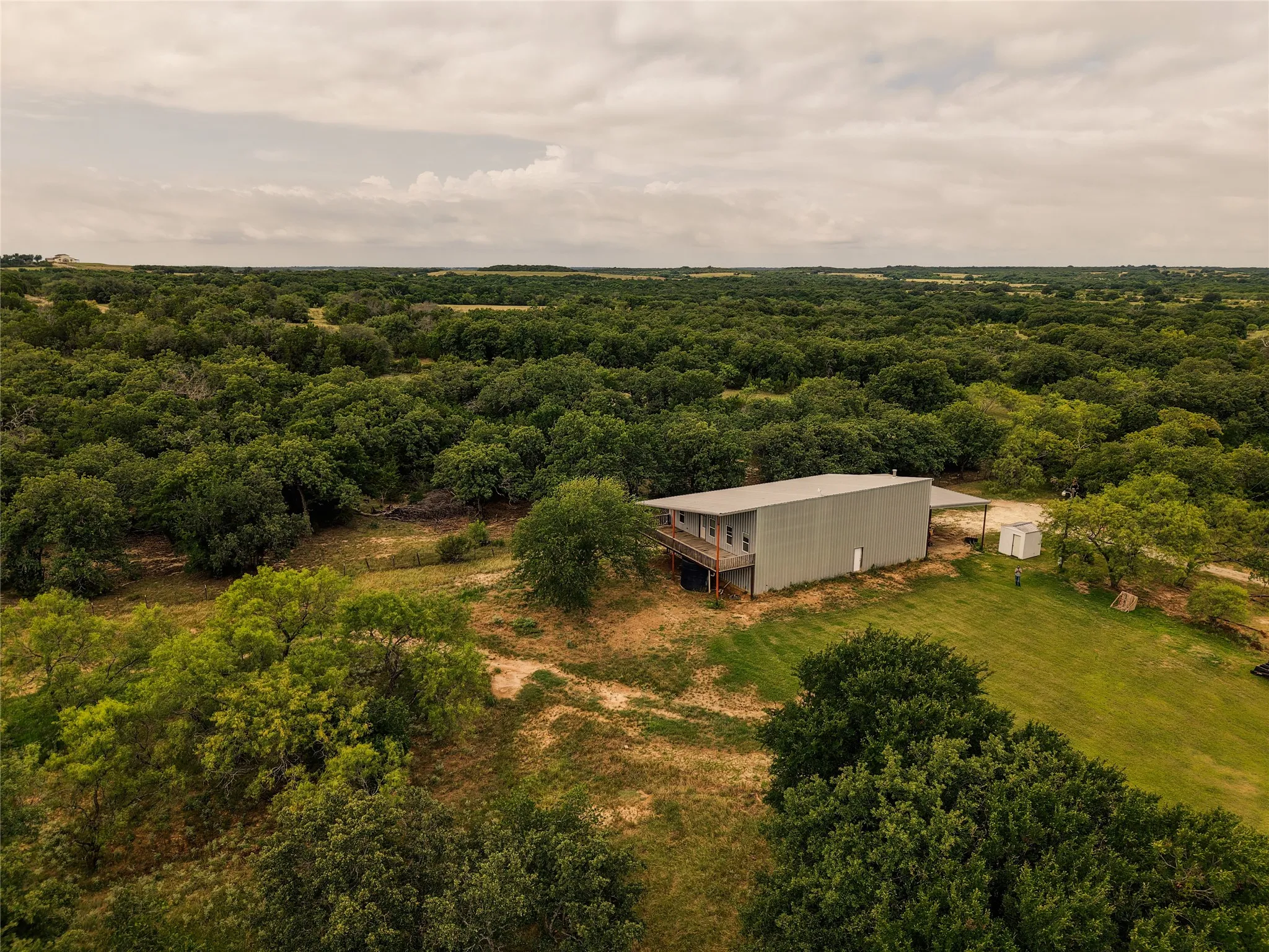 Farm For Sale in Hood County , 10405 Lipan Highway, Lipan, Texas 76462, 3 Bedroom, 2 Bathroom, Garage spaces, 1,200 Sqft, built in 2010, mls#21303074, Real Estate Agent in Lipan, Homes For Sale in Hood county, Homes For Sale in Lipan, Realtor in Lipan Texas, Real Estate Brokerage Independent Realty Texas, Luminita Cordes Realtor