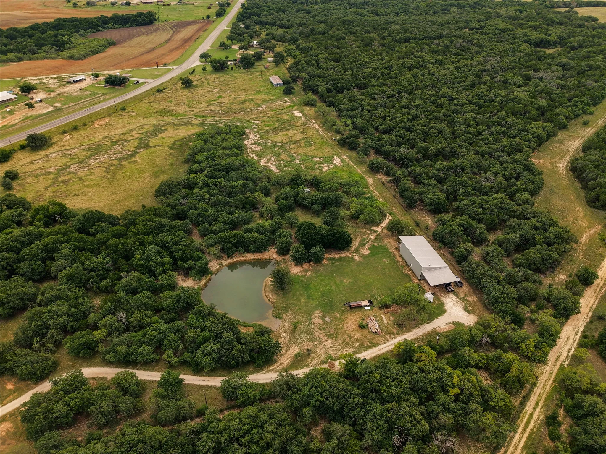 Farm For Sale in Hood County , 10405 Lipan Highway, Lipan, Texas 76462, 3 Bedroom, 2 Bathroom, Garage spaces, 1,200 Sqft, built in 2010, mls#21303074, Real Estate Agent in Lipan, Homes For Sale in Hood county, Homes For Sale in Lipan, Realtor in Lipan Texas, Real Estate Brokerage Independent Realty Texas, Luminita Cordes Realtor