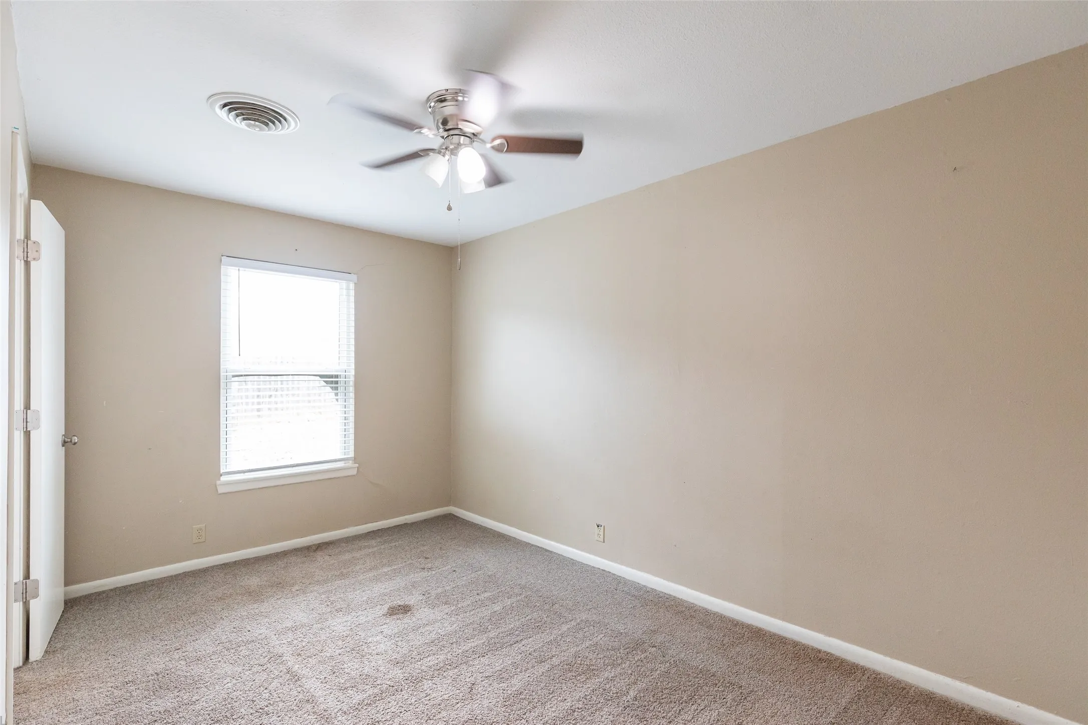 Single Family Residence For Sale in Taylor County , 4701 S 5th Street, Abilene, Texas 79605, 4 Bedroom, 2 Bathroom, Garage spaces, 1,470 Sqft, built in 1961, mls#21282976, Real Estate Agent in Abilene, Homes For Sale in Taylor county, Homes For Sale in Abilene, Realtor in Abilene Texas, Real Estate Brokerage Independent Realty Texas, Luminita Cordes Realtor
