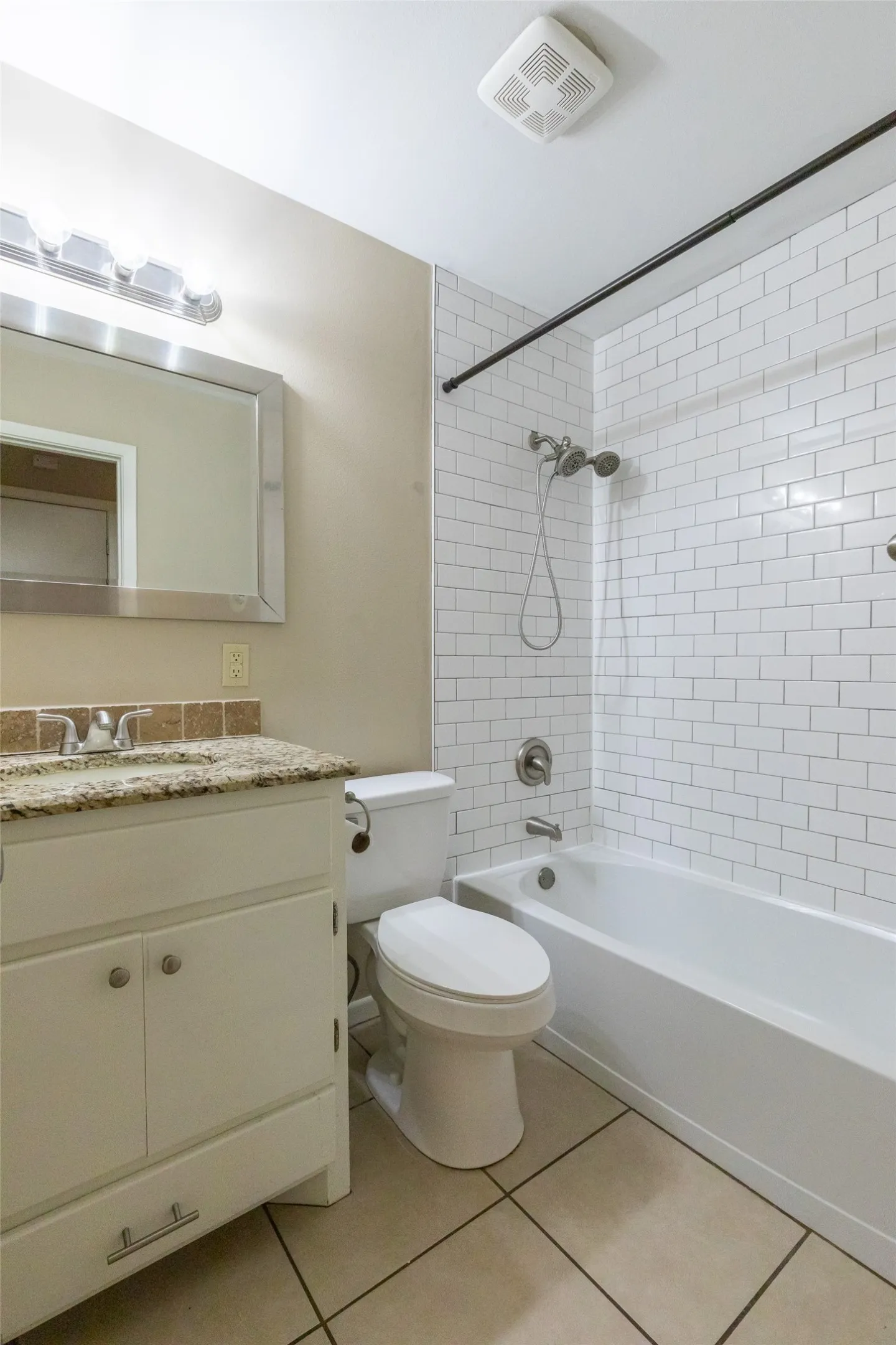 Single Family Residence For Sale in Taylor County , 4701 S 5th Street, Abilene, Texas 79605, 4 Bedroom, 2 Bathroom, Garage spaces, 1,470 Sqft, built in 1961, mls#21282976, Real Estate Agent in Abilene, Homes For Sale in Taylor county, Homes For Sale in Abilene, Realtor in Abilene Texas, Real Estate Brokerage Independent Realty Texas, Luminita Cordes Realtor