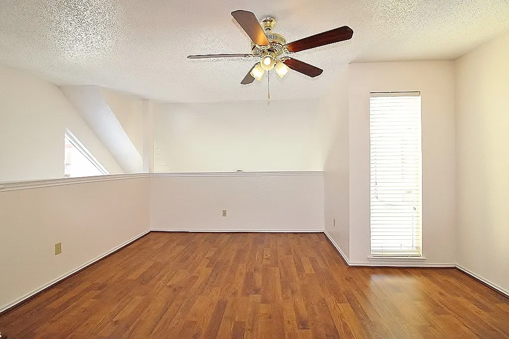 Condominium For Rent in Tarrant County , 2301 Basil Drive F203, Arlington, Texas 76006, 2 Bedroom, 2 Bathroom, Garage spaces, 894 Sqft, built in 1981, mls#21303210, Real Estate Agent in Arlington, Homes For Rent in Tarrant county, Homes For Rent in Arlington, Realtor in Arlington Texas, Real Estate Brokerage Independent Realty Texas, Luminita Cordes Realtor