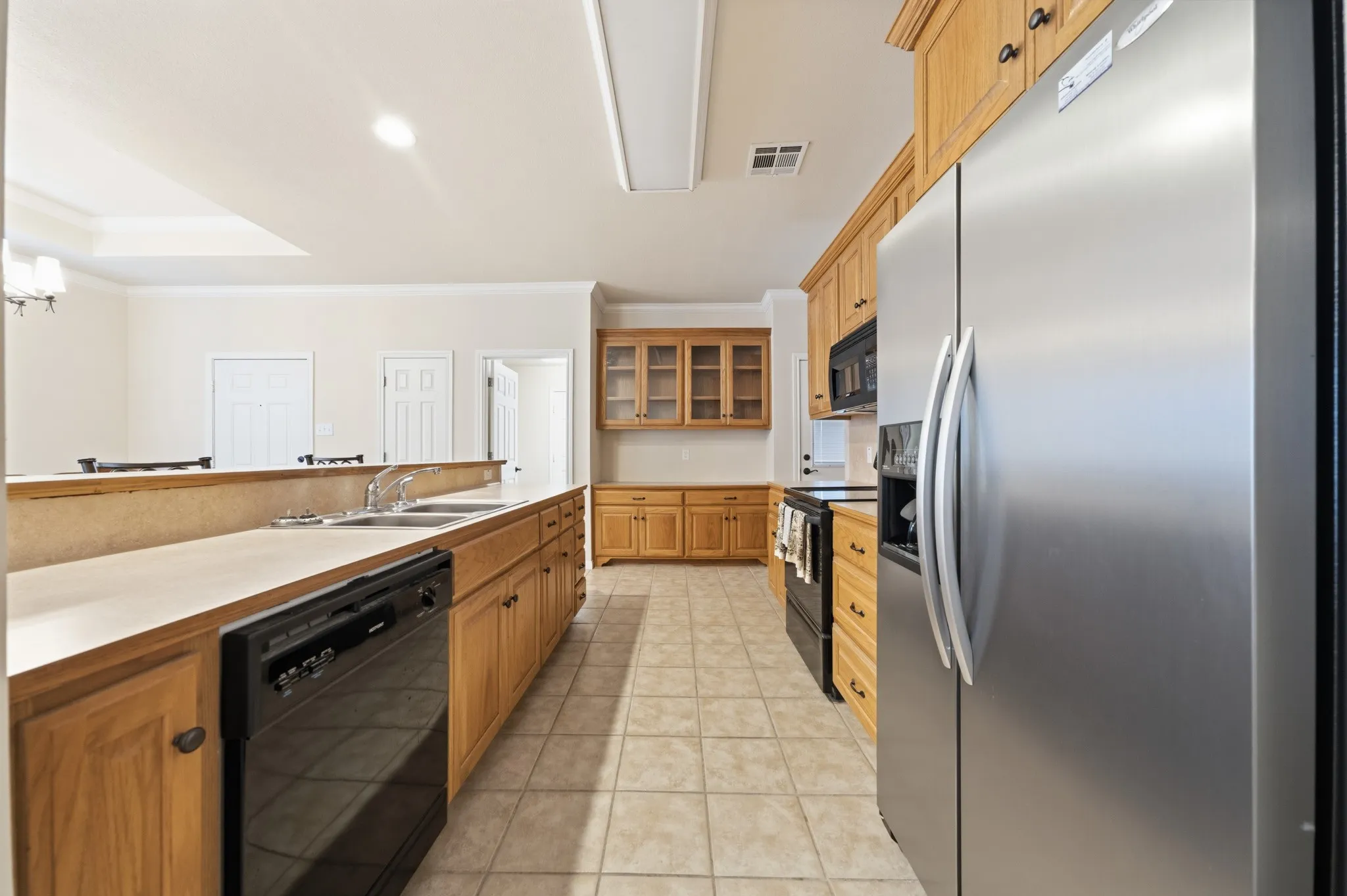 Single Family Residence For Sale in Mc Lennan County , 210 S Reagan Street, West, Texas 76691, 3 Bedroom, 2 Bathroom, 2 Garage spaces, 1,566 Sqft, built in 2006, mls#21303196, Real Estate Agent in West, Homes For Sale in Mc Lennan county, Homes For Sale in West, Realtor in West Texas, Real Estate Brokerage Independent Realty Texas, Luminita Cordes Realtor