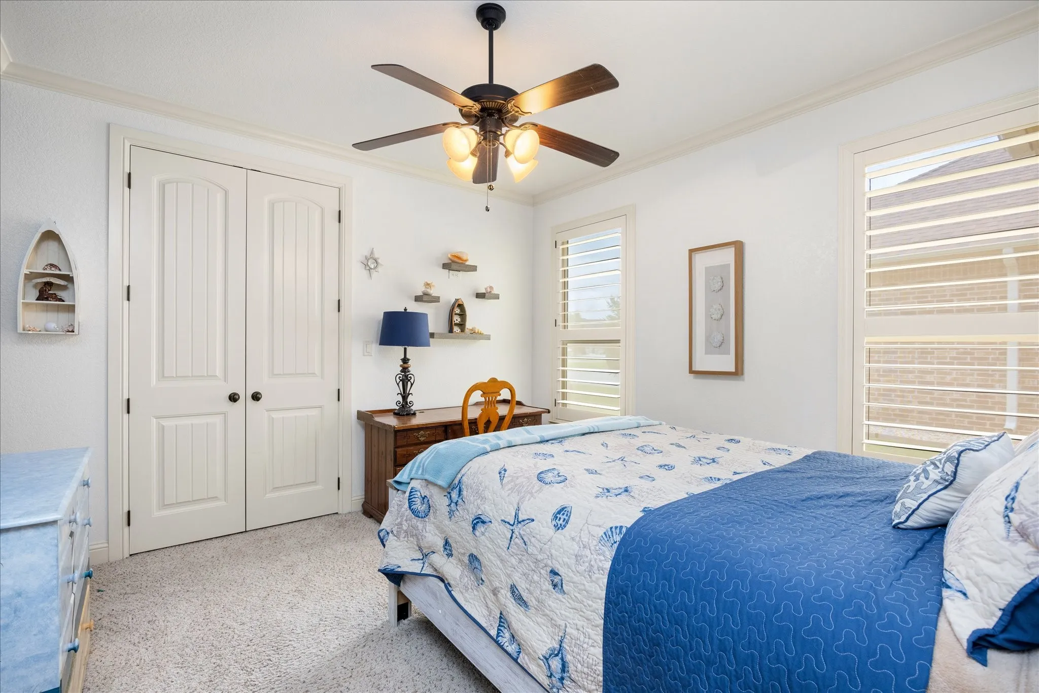 Single Family Residence For Sale in Hood County , 1011 Sunset Bay Court, Granbury, Texas 76048, 4 Bedroom, 3 Bathroom, 3 Garage spaces, 3,022 Sqft, built in 2011, mls#21303053, Real Estate Agent in Granbury, Homes For Sale in Hood county, Homes For Sale in Granbury, Realtor in Granbury Texas, Real Estate Brokerage Independent Realty Texas, Luminita Cordes Realtor
