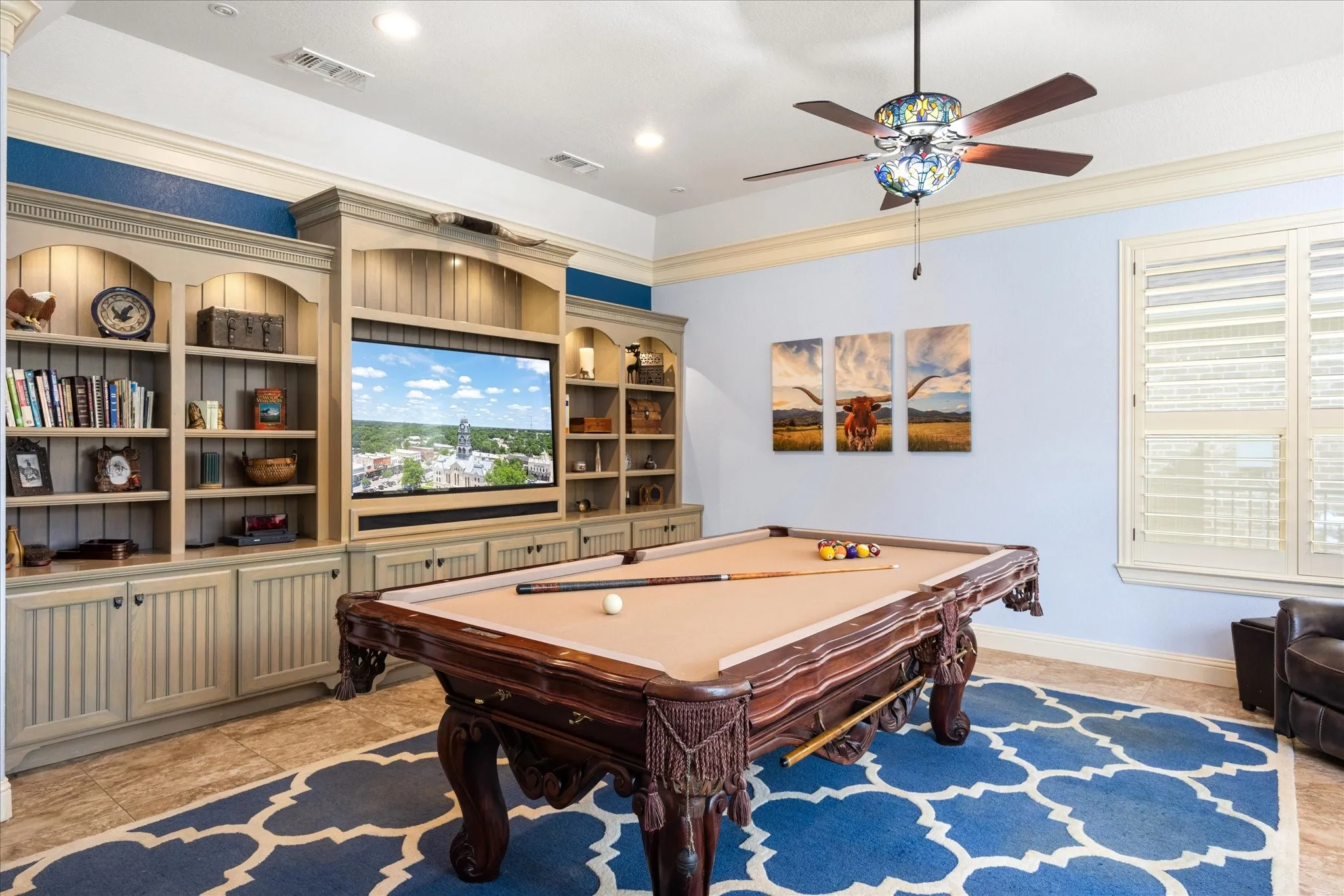 Single Family Residence For Sale in Hood County , 1011 Sunset Bay Court, Granbury, Texas 76048, 4 Bedroom, 3 Bathroom, 3 Garage spaces, 3,022 Sqft, built in 2011, mls#21303053, Real Estate Agent in Granbury, Homes For Sale in Hood county, Homes For Sale in Granbury, Realtor in Granbury Texas, Real Estate Brokerage Independent Realty Texas, Luminita Cordes Realtor