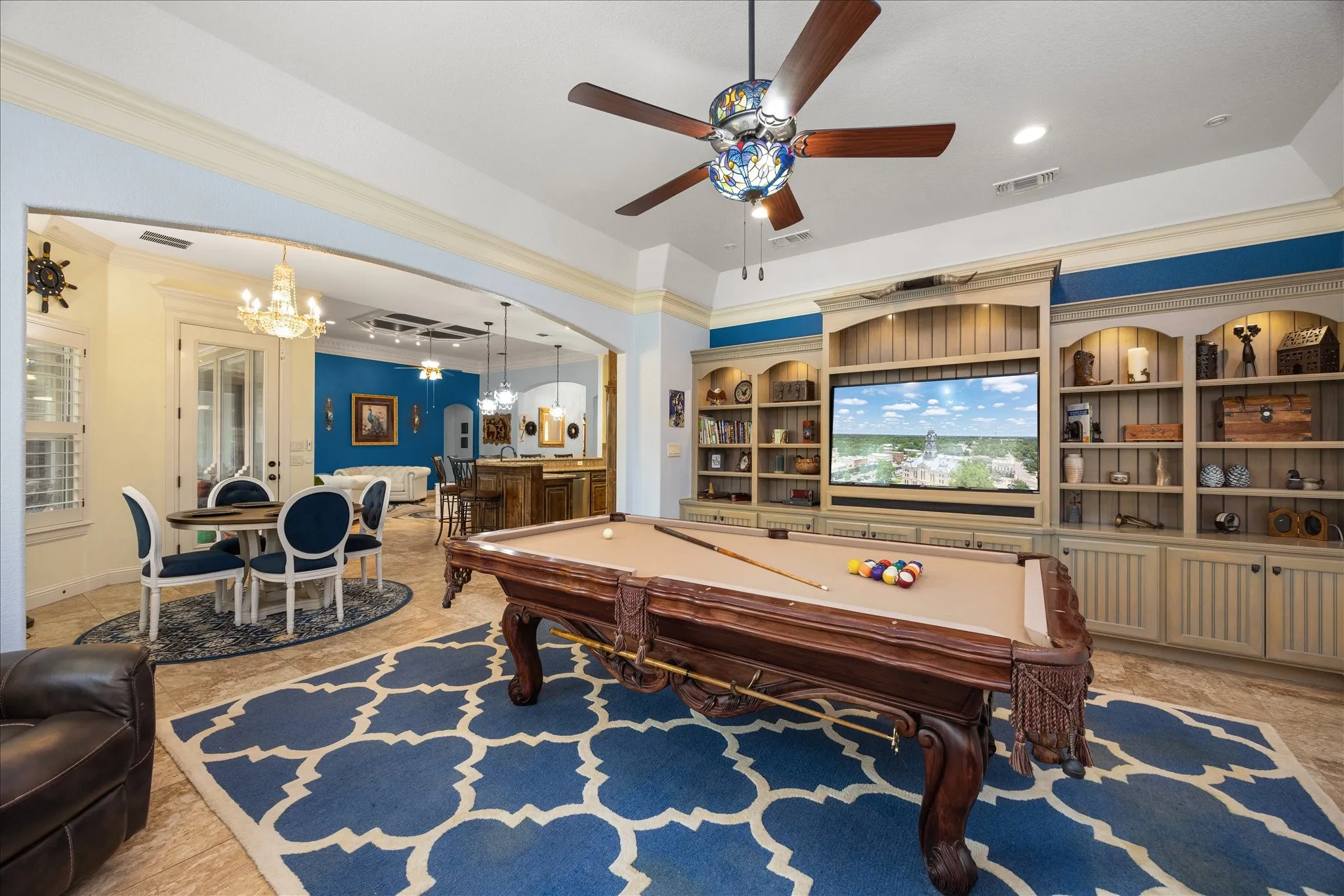 Single Family Residence For Sale in Hood County , 1011 Sunset Bay Court, Granbury, Texas 76048, 4 Bedroom, 3 Bathroom, 3 Garage spaces, 3,022 Sqft, built in 2011, mls#21303053, Real Estate Agent in Granbury, Homes For Sale in Hood county, Homes For Sale in Granbury, Realtor in Granbury Texas, Real Estate Brokerage Independent Realty Texas, Luminita Cordes Realtor