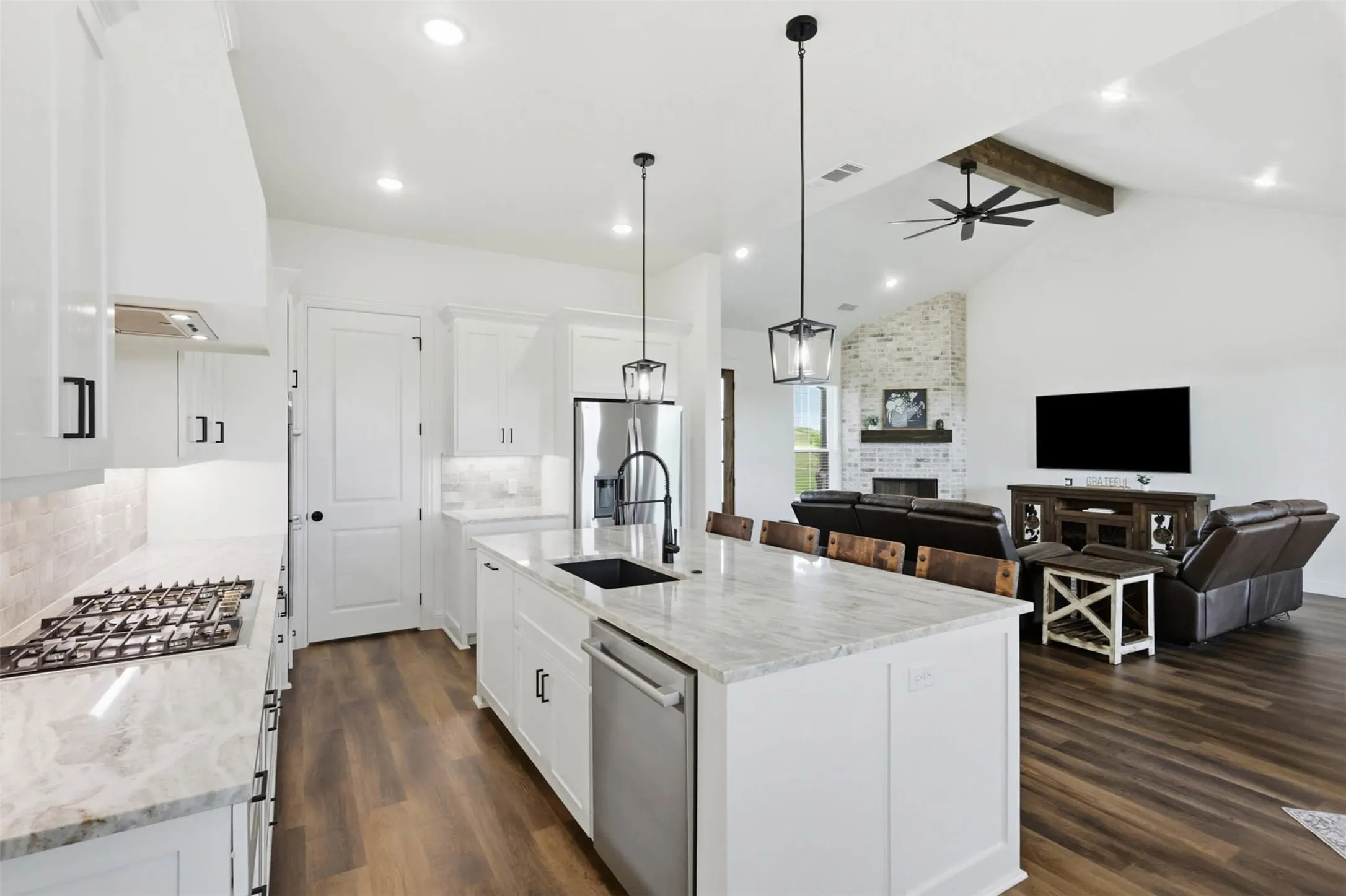 Single Family Residence For Sale in Parker County , 1034 Kingsley Court, Weatherford, Texas 76087, 4 Bedroom, 3 Bathroom, 3 Garage spaces, 2,430 Sqft, built in 2026, mls#21303222, Real Estate Agent in Weatherford, Homes For Sale in Parker county, Homes For Sale in Weatherford, Realtor in Weatherford Texas, Real Estate Brokerage Independent Realty Texas, Luminita Cordes Realtor