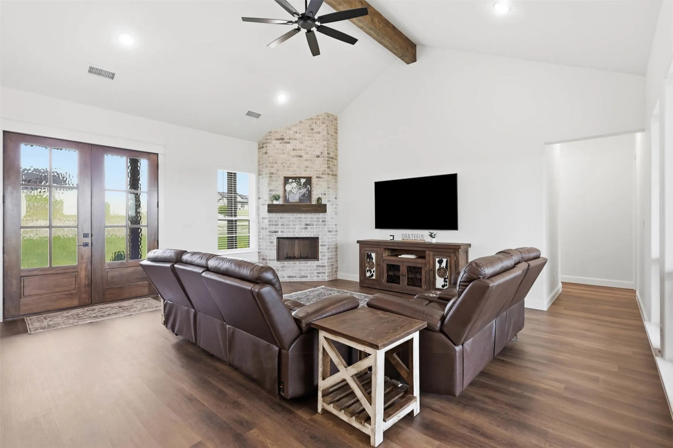 Single Family Residence For Sale in Parker County , 1034 Kingsley Court, Weatherford, Texas 76087, 4 Bedroom, 3 Bathroom, 3 Garage spaces, 2,430 Sqft, built in 2026, mls#21303222, Real Estate Agent in Weatherford, Homes For Sale in Parker county, Homes For Sale in Weatherford, Realtor in Weatherford Texas, Real Estate Brokerage Independent Realty Texas, Luminita Cordes Realtor