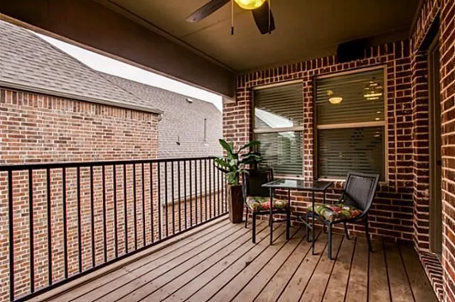 pvt upper balcony on second floor