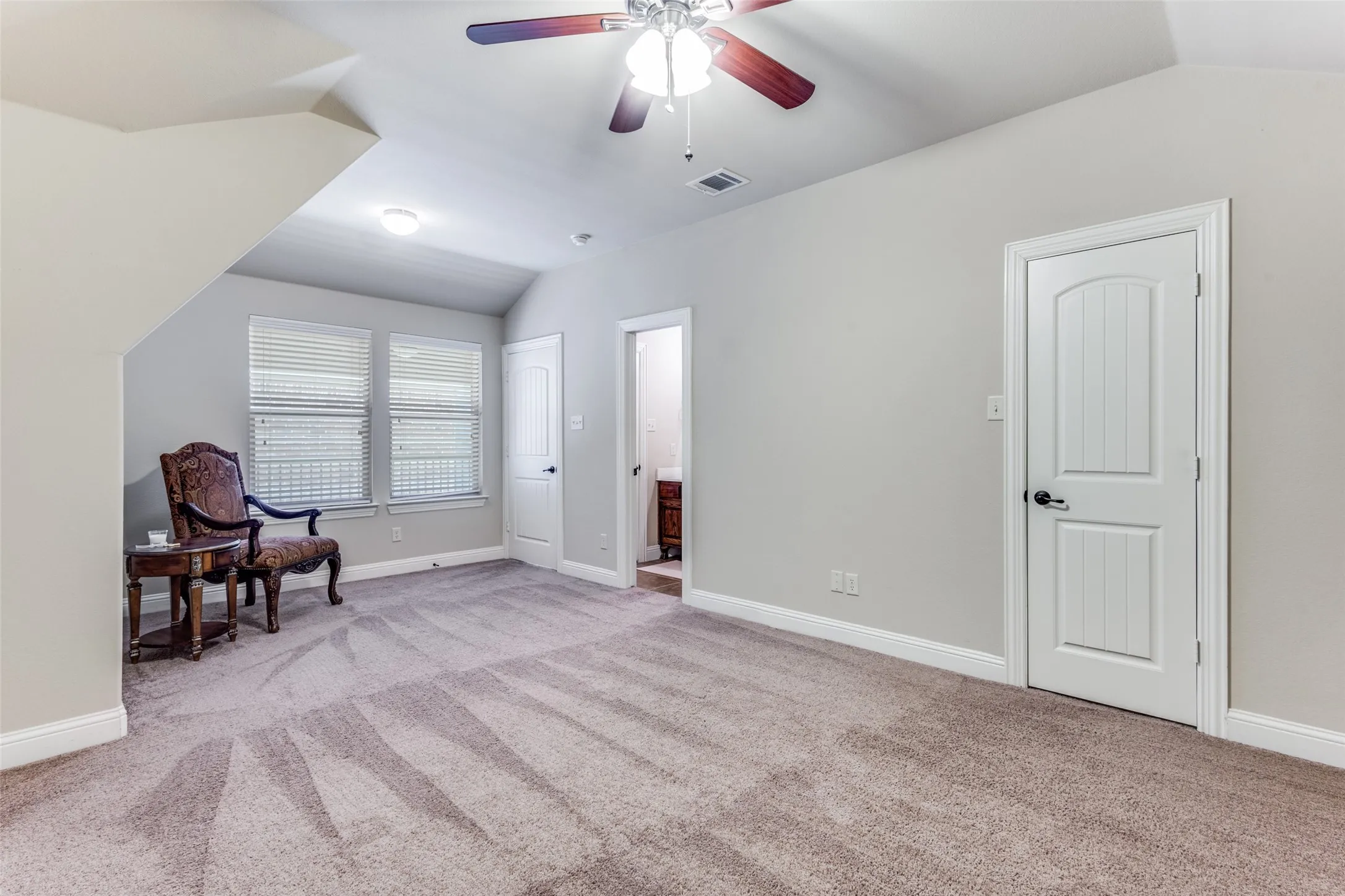 3nd bedroom upstairs has pvt full bathroom -large enough for bed and sitting area -this room is huge