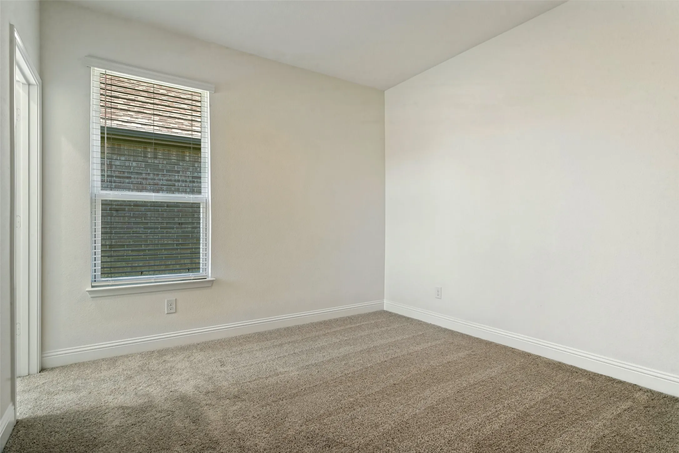 Single Family Residence For Sale in Denton County , 116 Hudson Lane, Justin, Texas 76247, 3 Bedroom, 2 Bathroom, 2 Garage spaces, 2,325 Sqft, built in 2026, mls#21302485, Real Estate Agent in Justin, Homes For Sale in Denton county, Homes For Sale in Justin, Realtor in Justin Texas, Real Estate Brokerage Independent Realty Texas, Luminita Cordes Realtor