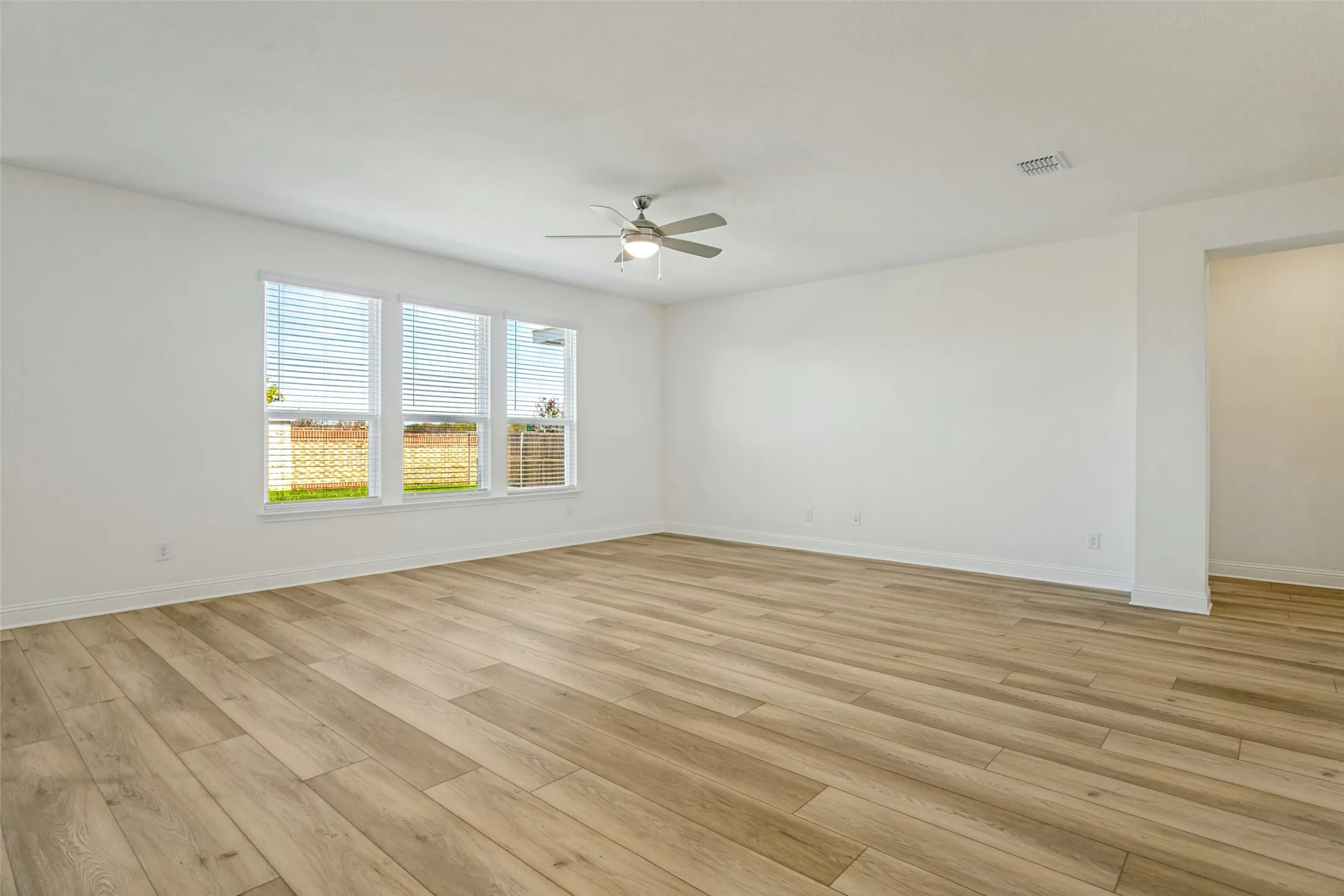 Single Family Residence For Sale in Denton County , 116 Hudson Lane, Justin, Texas 76247, 3 Bedroom, 2 Bathroom, 2 Garage spaces, 2,325 Sqft, built in 2026, mls#21302485, Real Estate Agent in Justin, Homes For Sale in Denton county, Homes For Sale in Justin, Realtor in Justin Texas, Real Estate Brokerage Independent Realty Texas, Luminita Cordes Realtor