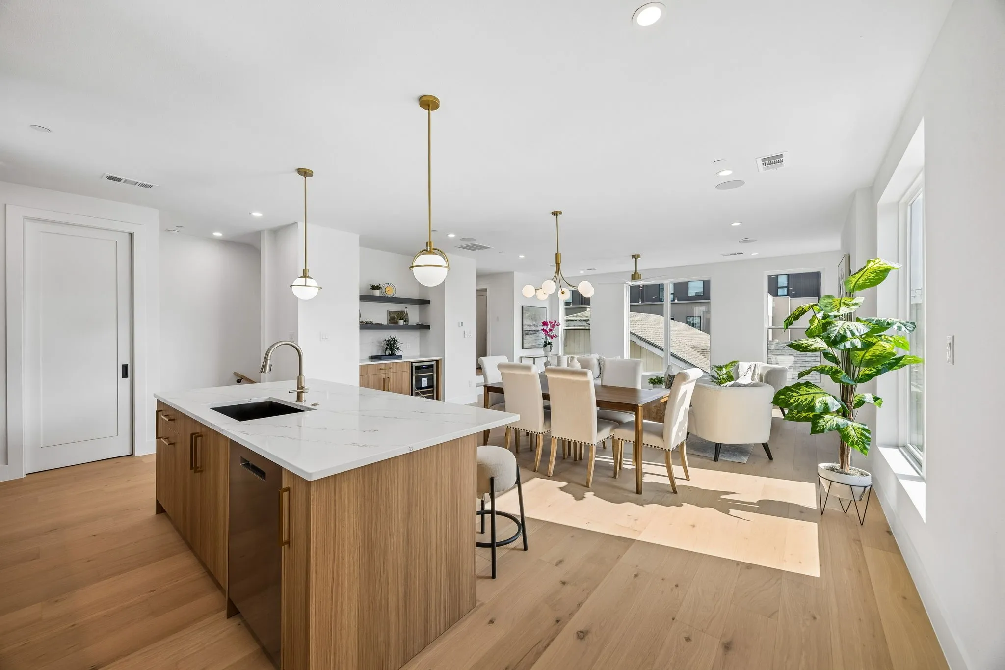 Condominium For Sale in Dallas County , 4719 Manett Street 103, Dallas, Texas 75204, 3 Bedroom, 4 Bathroom, 2 Garage spaces, 2,100 Sqft, built in 2026, mls#21297646, Real Estate Agent in Dallas, Homes For Sale in Dallas county, Homes For Sale in Dallas, Realtor in Dallas Texas, Real Estate Brokerage Independent Realty Texas, Luminita Cordes Realtor