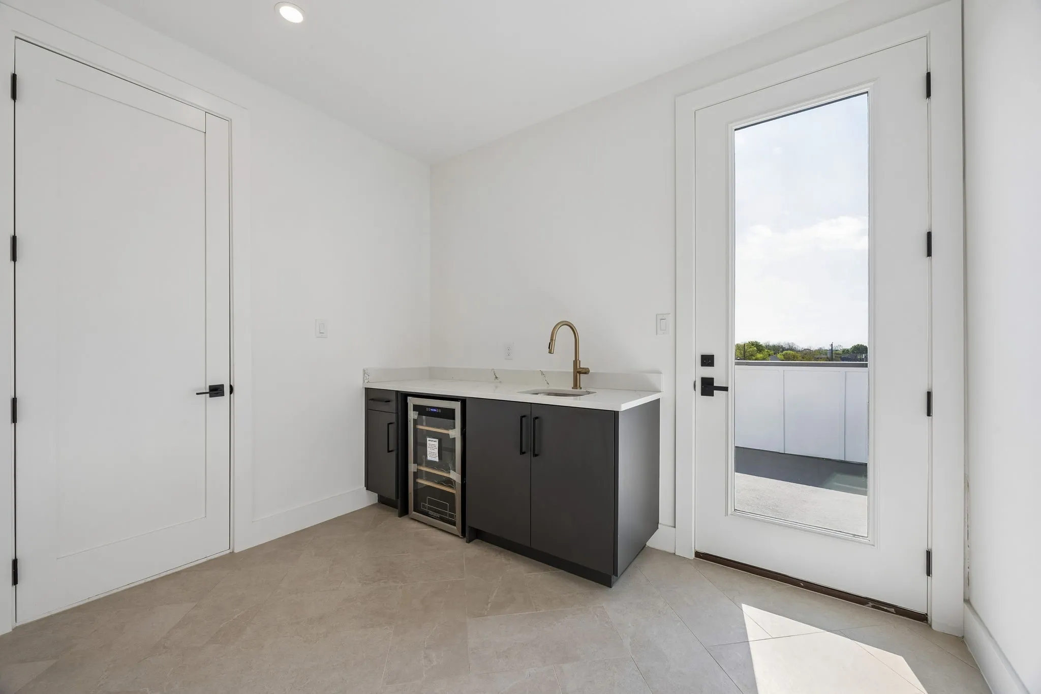 Condominium For Sale in Dallas County , 4719 Manett Street 103, Dallas, Texas 75204, 3 Bedroom, 4 Bathroom, 2 Garage spaces, 2,100 Sqft, built in 2026, mls#21297646, Real Estate Agent in Dallas, Homes For Sale in Dallas county, Homes For Sale in Dallas, Realtor in Dallas Texas, Real Estate Brokerage Independent Realty Texas, Luminita Cordes Realtor