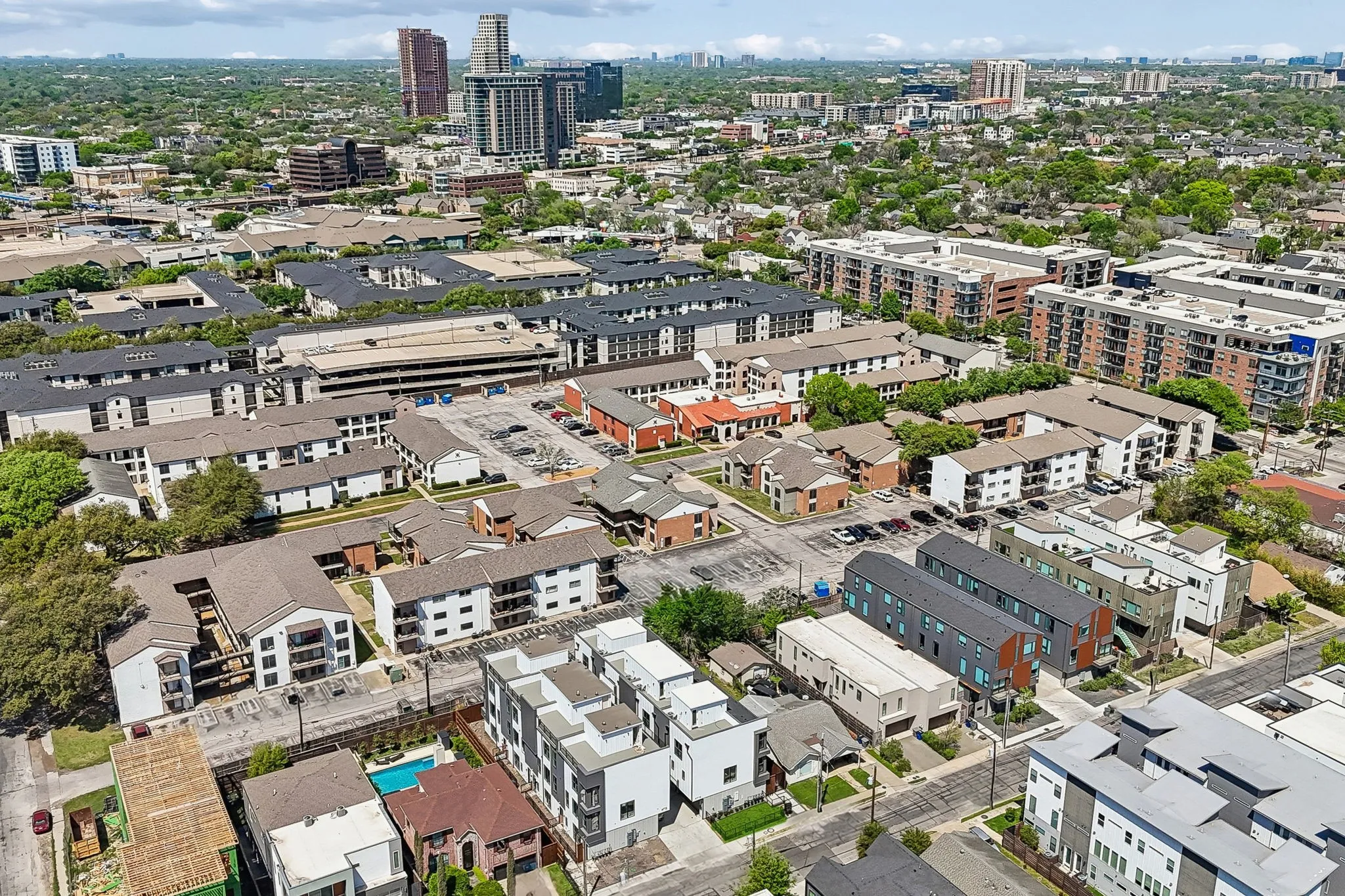 Condominium For Sale in Dallas County , 4719 Manett Street 103, Dallas, Texas 75204, 3 Bedroom, 4 Bathroom, 2 Garage spaces, 2,100 Sqft, built in 2026, mls#21297646, Real Estate Agent in Dallas, Homes For Sale in Dallas county, Homes For Sale in Dallas, Realtor in Dallas Texas, Real Estate Brokerage Independent Realty Texas, Luminita Cordes Realtor