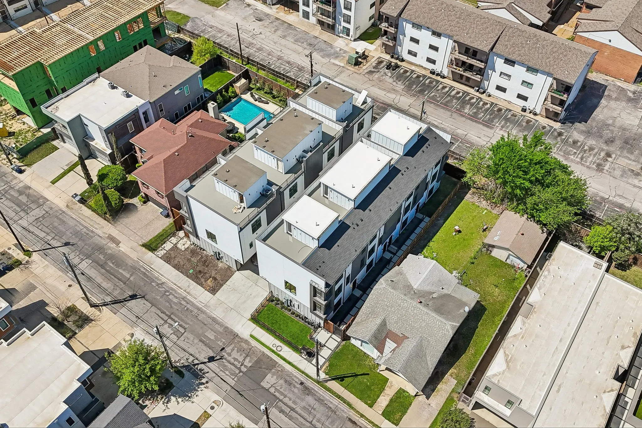 Condominium For Sale in Dallas County , 4719 Manett Street 103, Dallas, Texas 75204, 3 Bedroom, 4 Bathroom, 2 Garage spaces, 2,100 Sqft, built in 2026, mls#21297646, Real Estate Agent in Dallas, Homes For Sale in Dallas county, Homes For Sale in Dallas, Realtor in Dallas Texas, Real Estate Brokerage Independent Realty Texas, Luminita Cordes Realtor