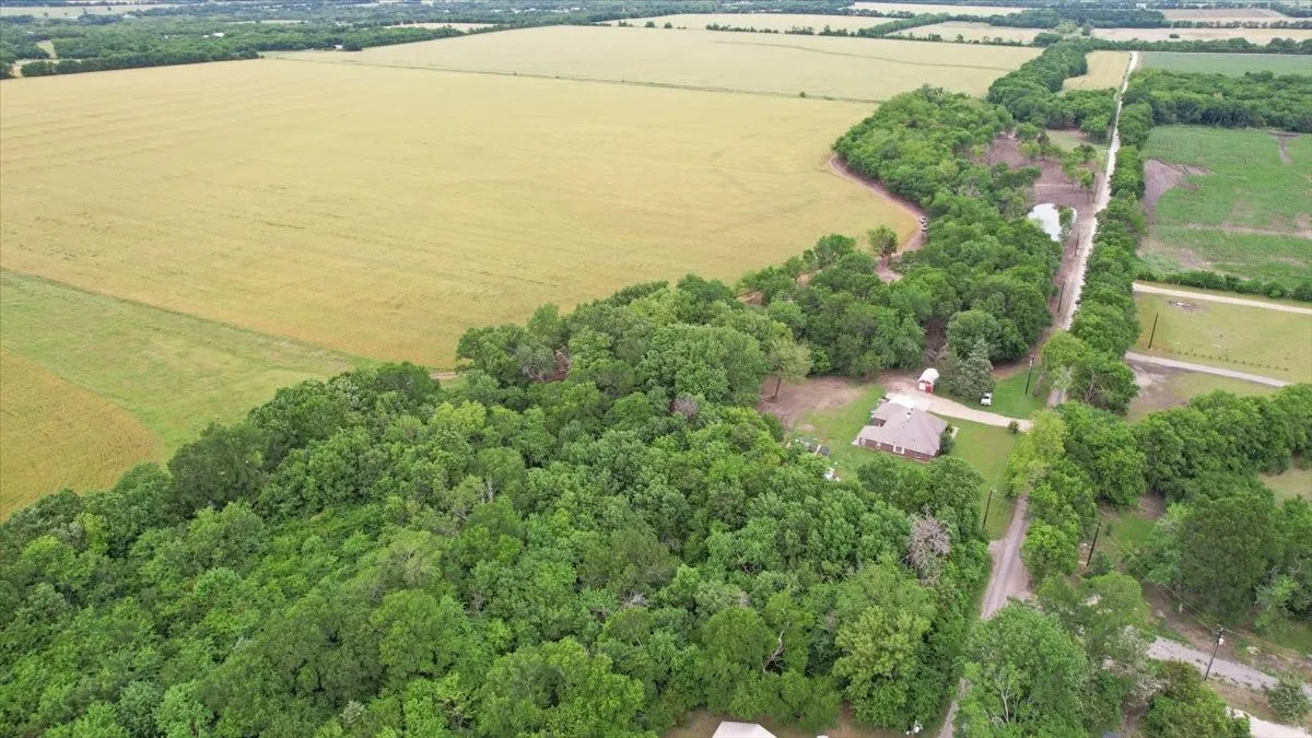 Unimproved Land For Sale in Grayson County , 000 Jameson, Van Alstyne, Texas 75495, 0, 0, Garage spaces, 0 Sqft, built in 0, Price $715,000, mls#21303253, Real Estate Agent in Van Alstyne, Homes For Sale in Grayson county, Homes For Sale in Van Alstyne, Realtor in Van Alstyne Texas, Real Estate Brokerage Independent Realty Texas, Luminita Cordes Realtor