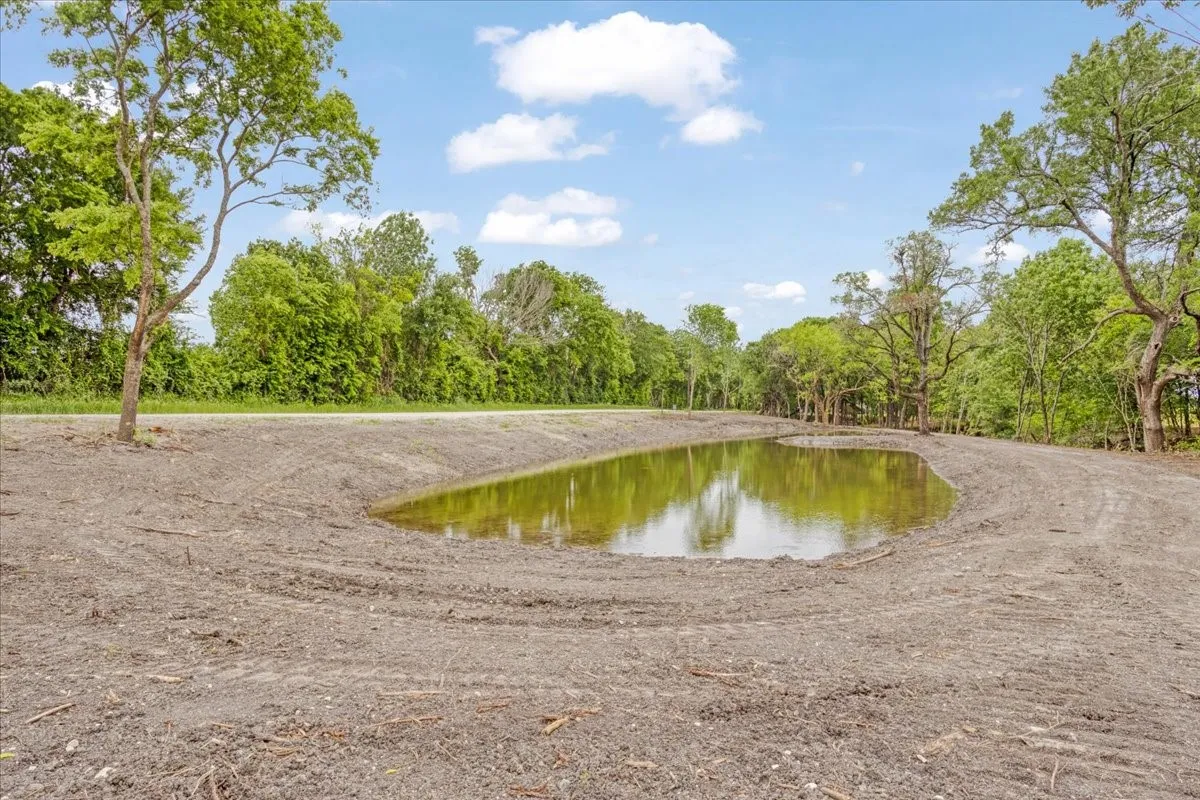 Unimproved Land For Sale in Grayson County , 000 Jameson, Van Alstyne, Texas 75495, 0, 0, Garage spaces, 0 Sqft, built in 0, Price $715,000, mls#21303253, Real Estate Agent in Van Alstyne, Homes For Sale in Grayson county, Homes For Sale in Van Alstyne, Realtor in Van Alstyne Texas, Real Estate Brokerage Independent Realty Texas, Luminita Cordes Realtor