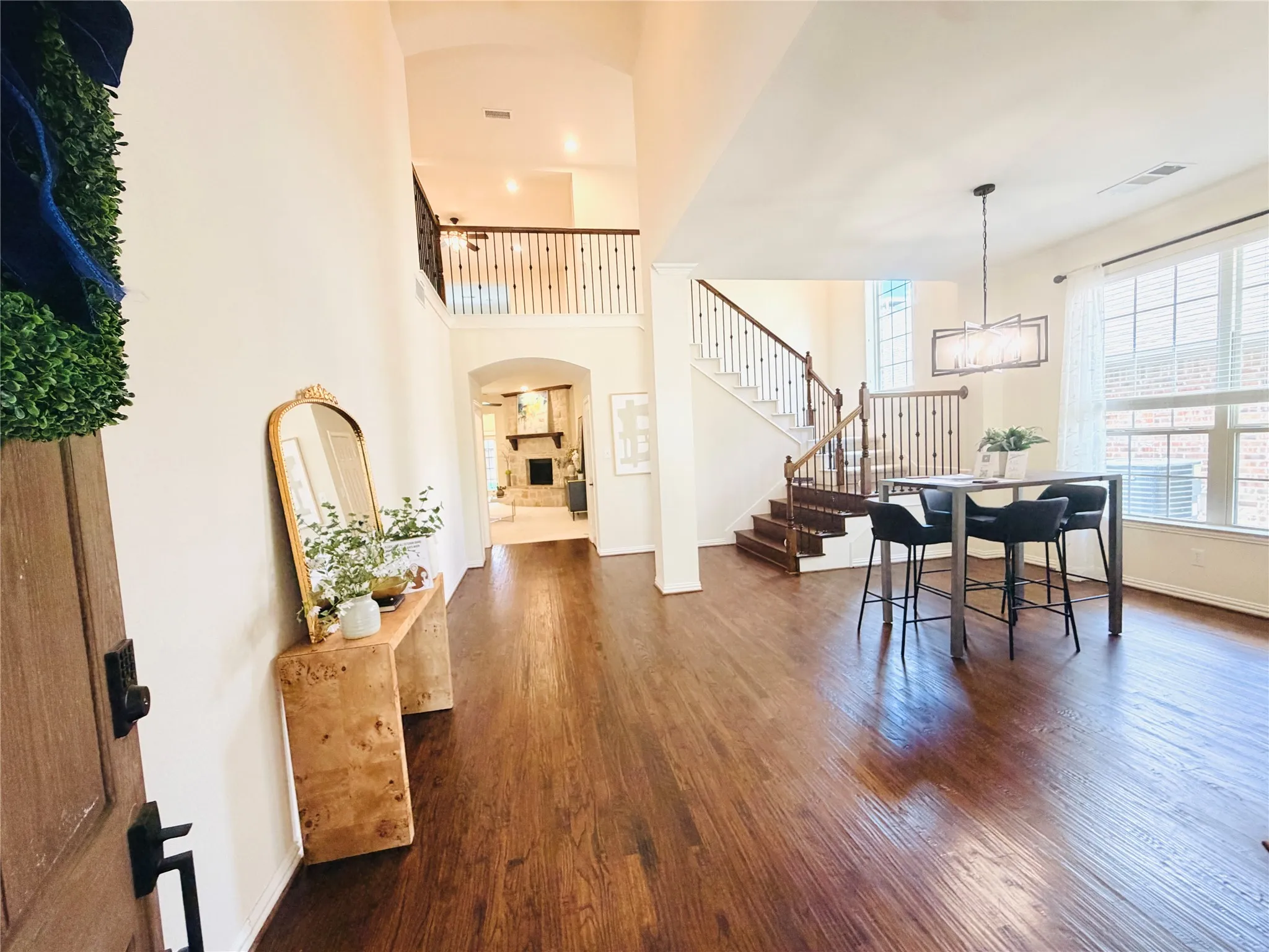 Entry way