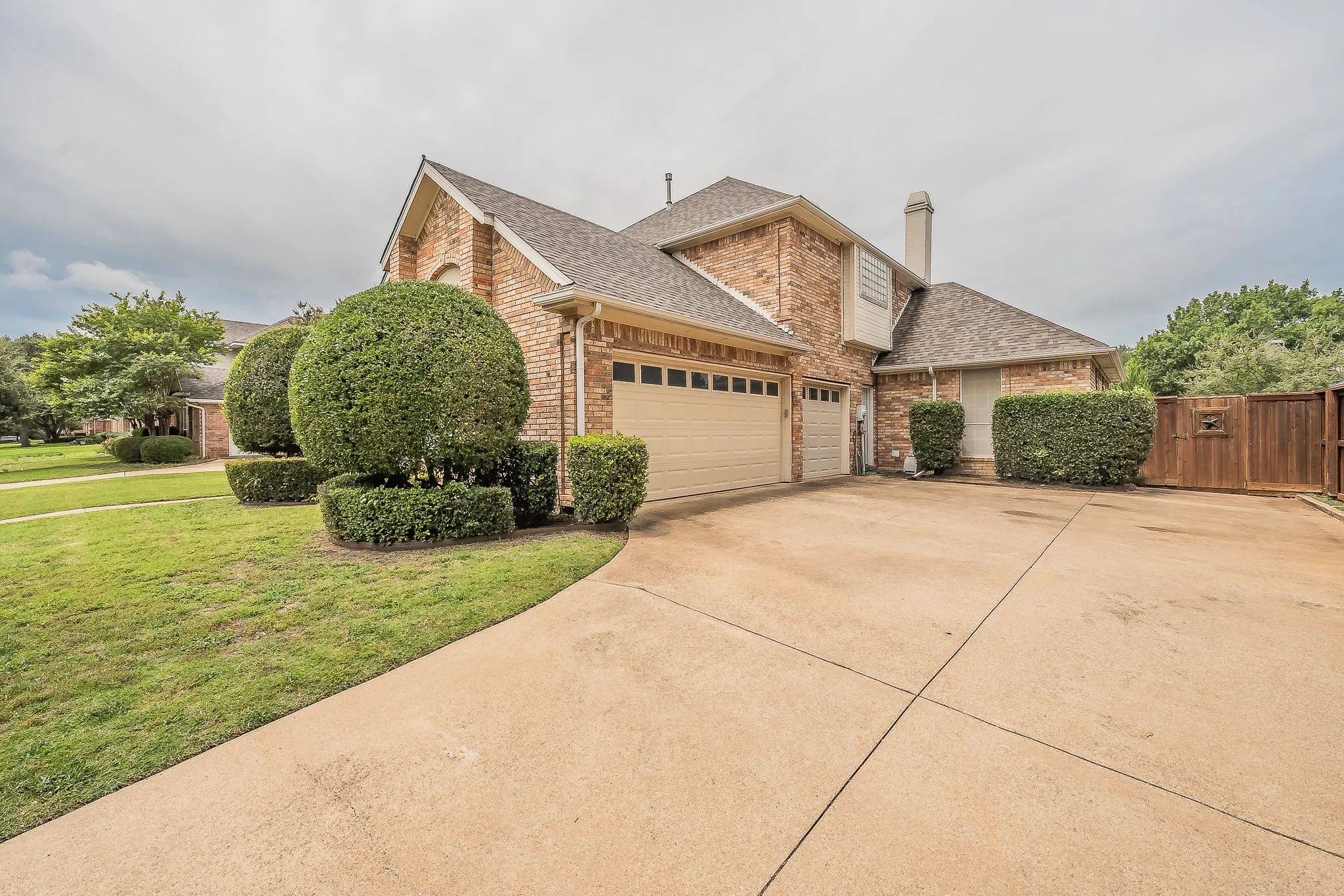 3 car garage