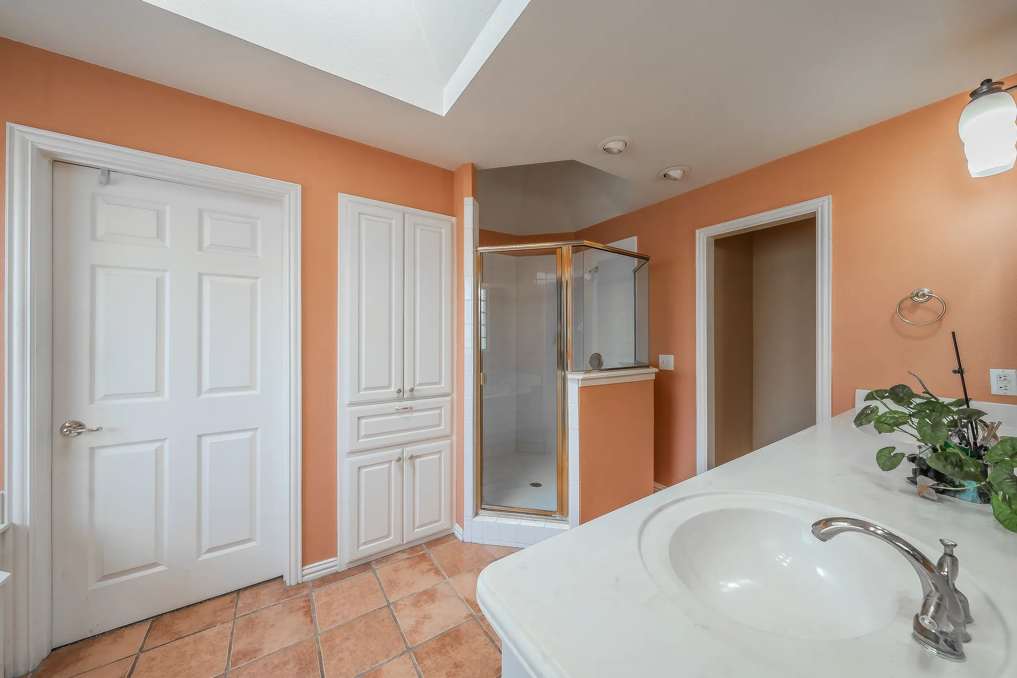 Primary suite bathroom
