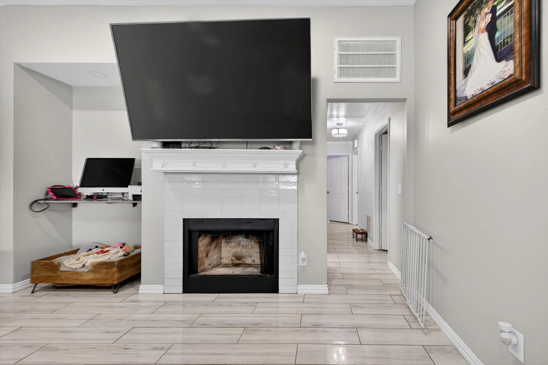 Single Family Residence For Sale in Collin County , 14120 County Road 567, Farmersville, Texas 75442, 4 Bedroom, 2 Bathroom, Garage spaces, 1,708 Sqft, built in 1998, mls#21303274, Real Estate Agent in Farmersville, Homes For Sale in Collin county, Homes For Sale in Farmersville, Realtor in Farmersville Texas, Real Estate Brokerage Independent Realty Texas, Luminita Cordes Realtor